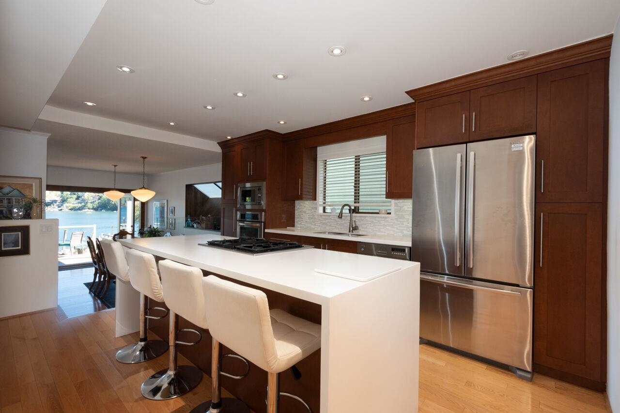 Listing image of 2564 PANORAMA DRIVE