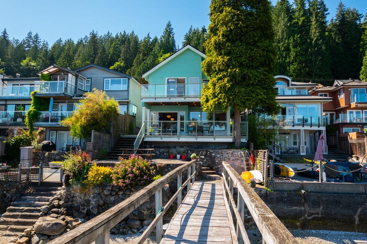 Listing image of 2564 PANORAMA DRIVE
