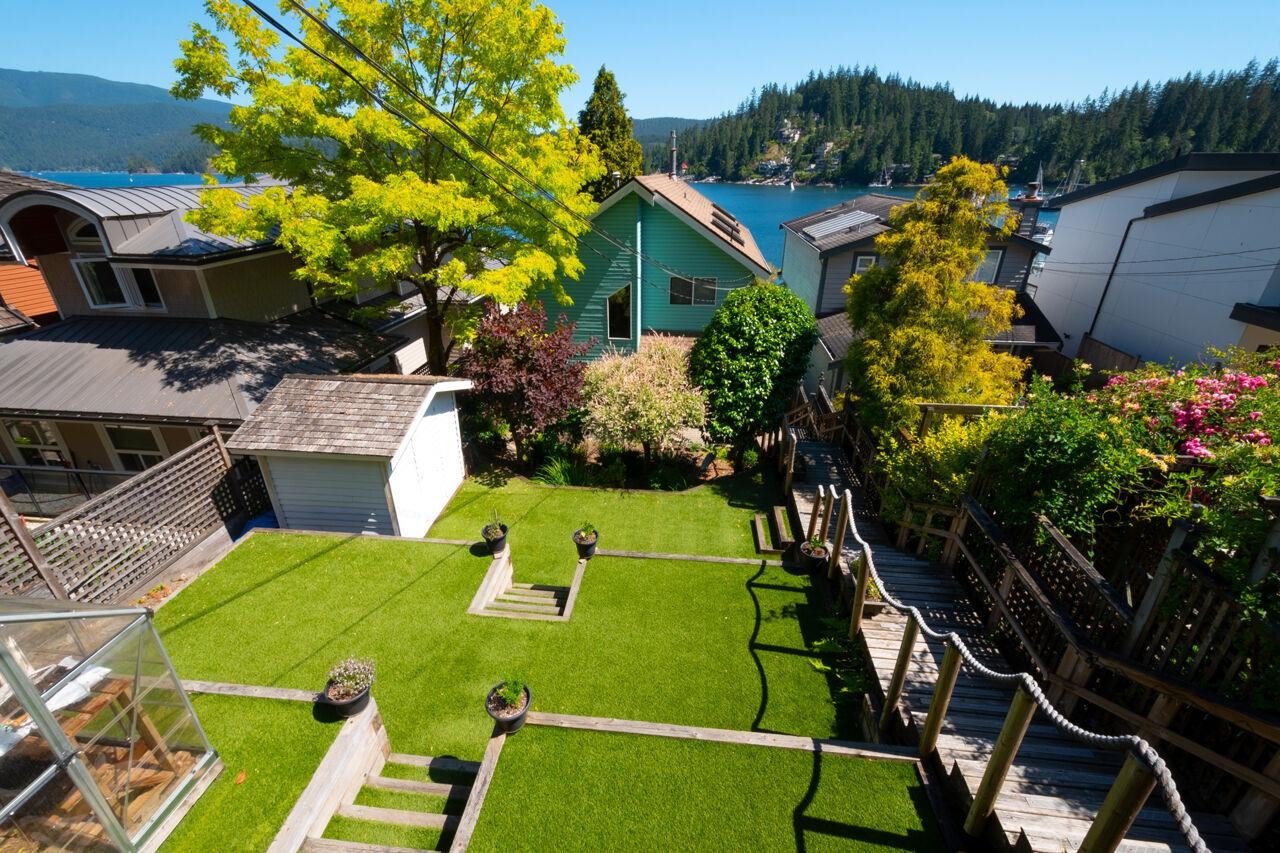 Listing image of 2564 PANORAMA DRIVE