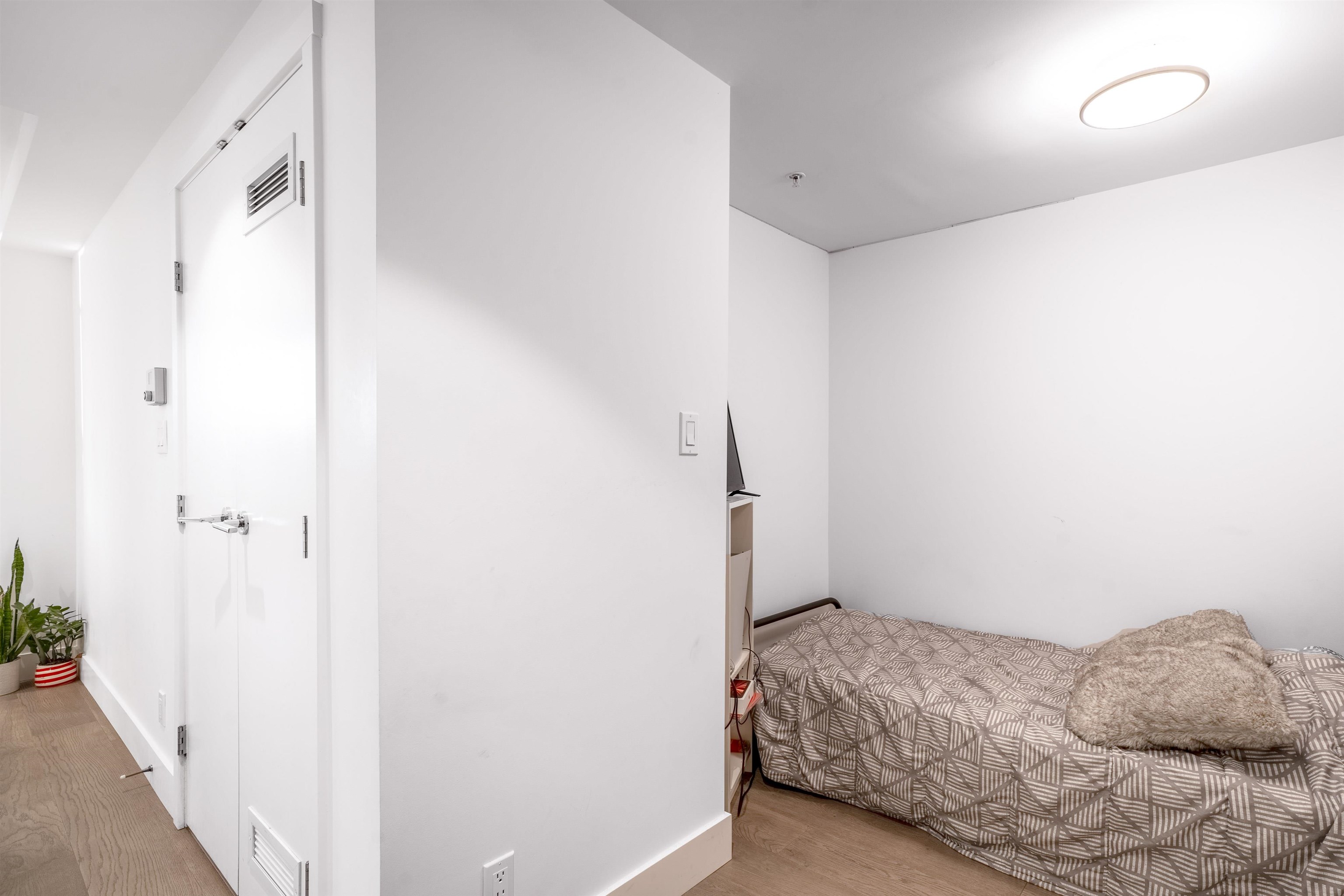 Listing image of 306 1675 LIONS GATE LANE
