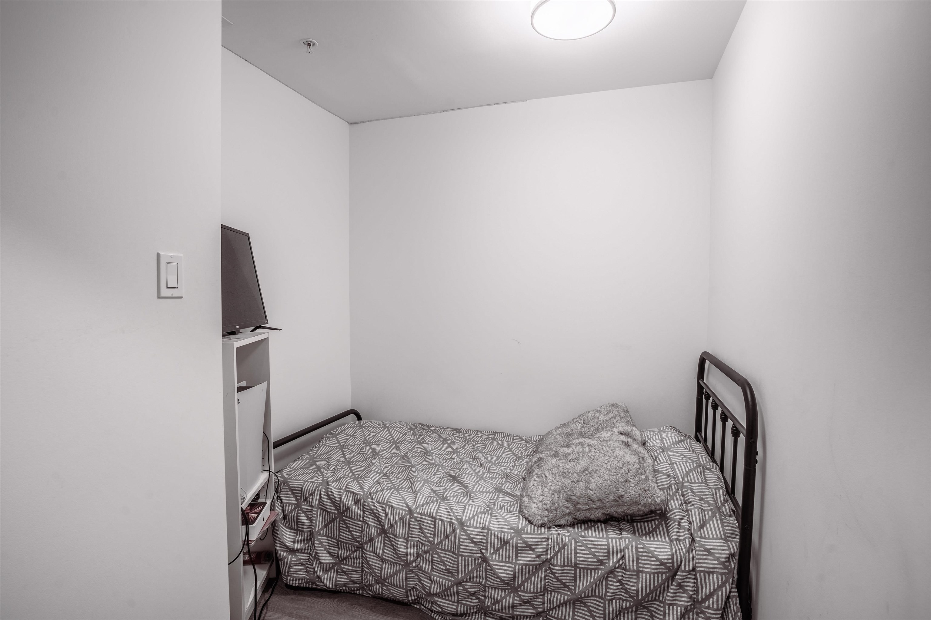 Listing image of 306 1675 LIONS GATE LANE
