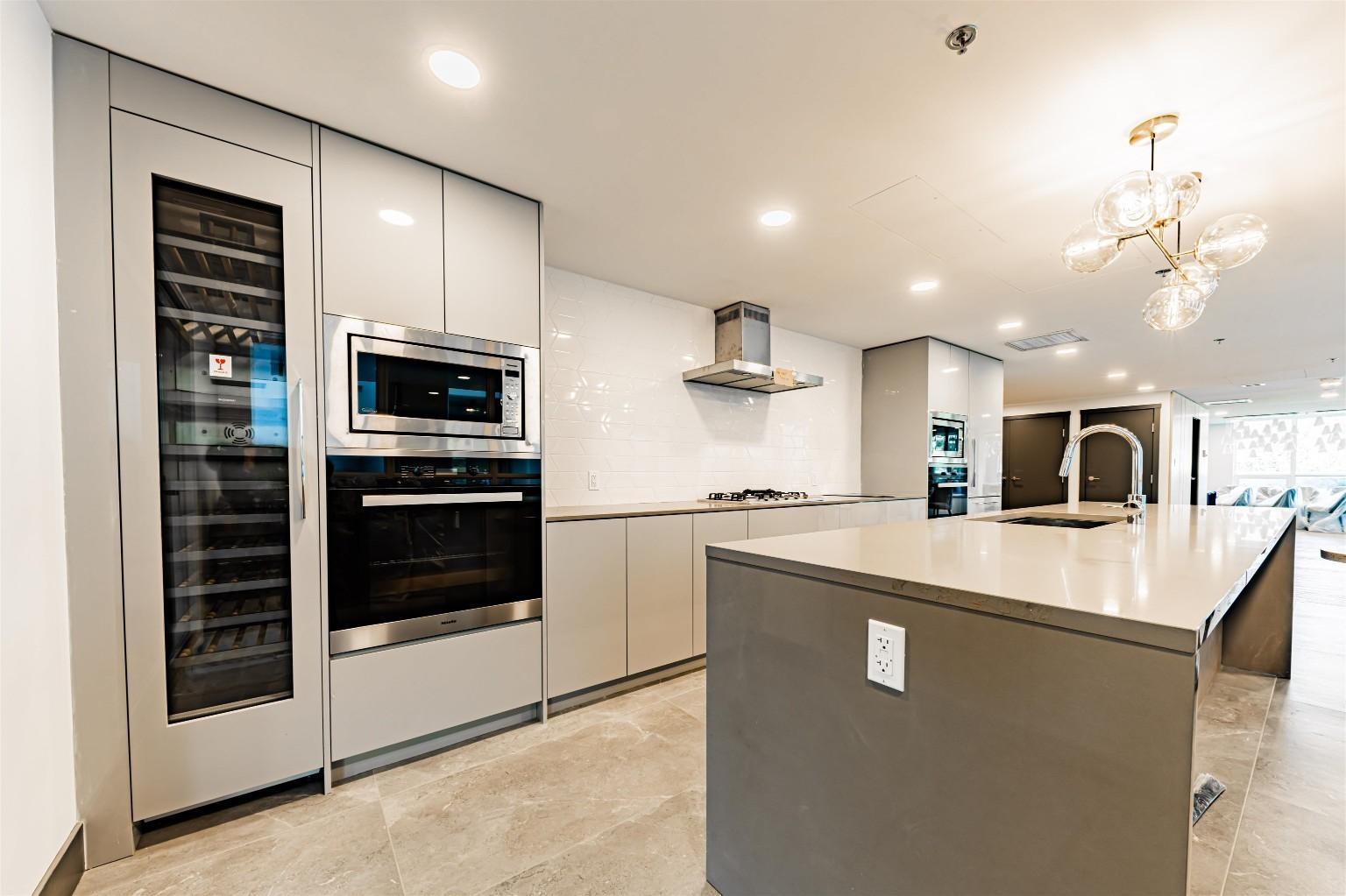 Listing image of 306 1675 LIONS GATE LANE