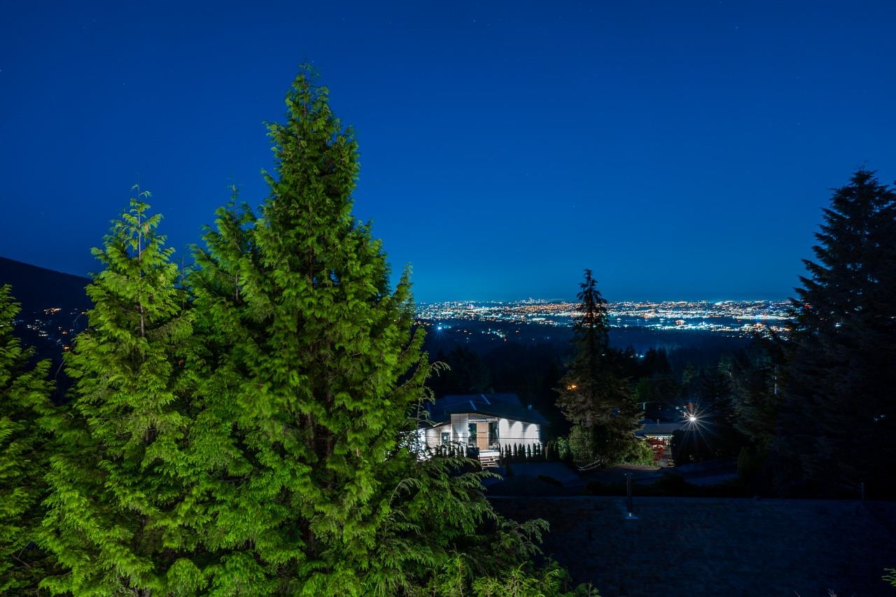 Listing image of 561 BALLANTREE ROAD