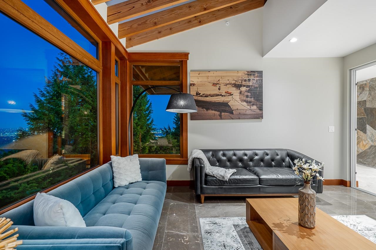 Listing image of 561 BALLANTREE ROAD