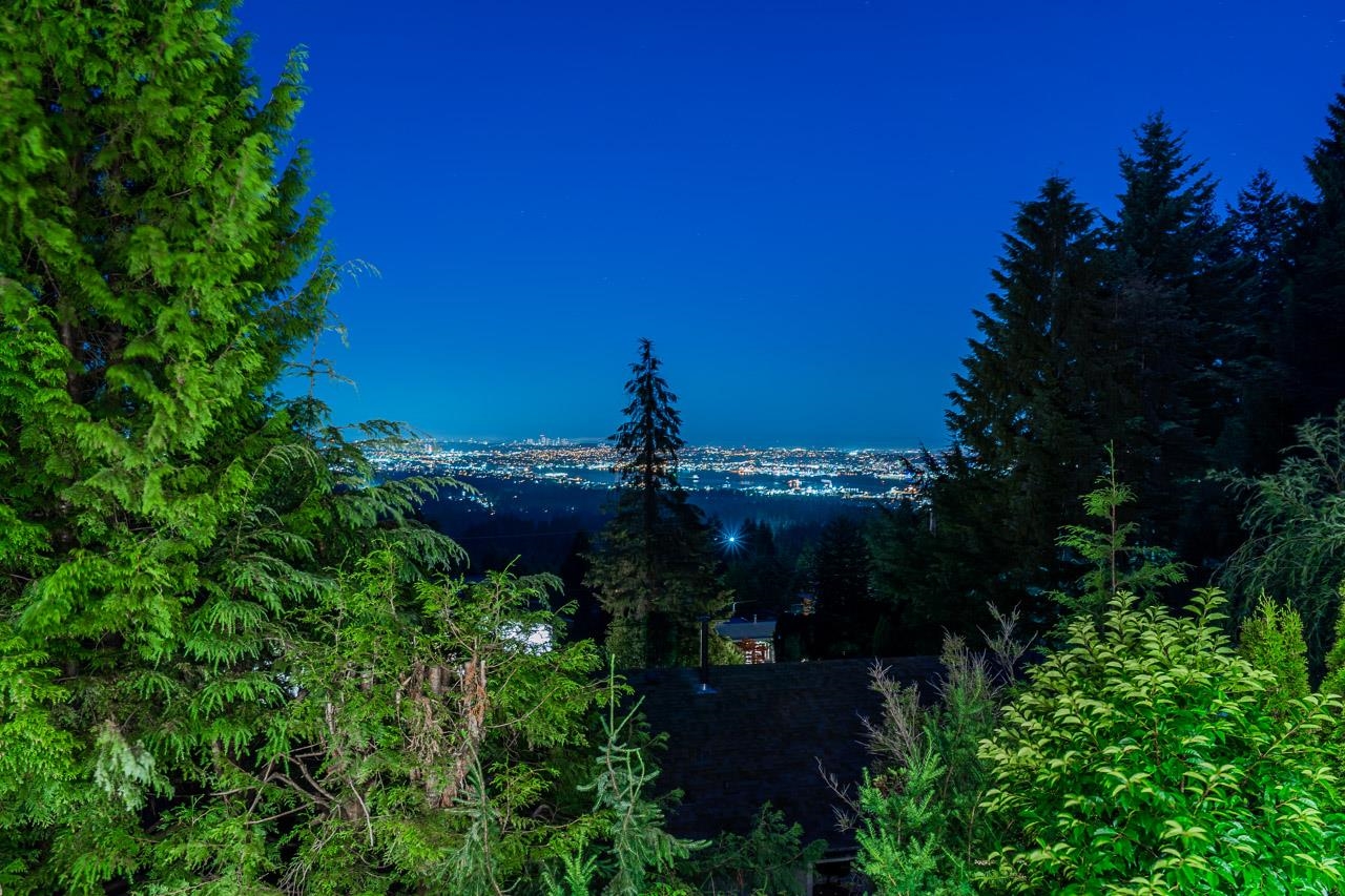 Listing image of 561 BALLANTREE ROAD