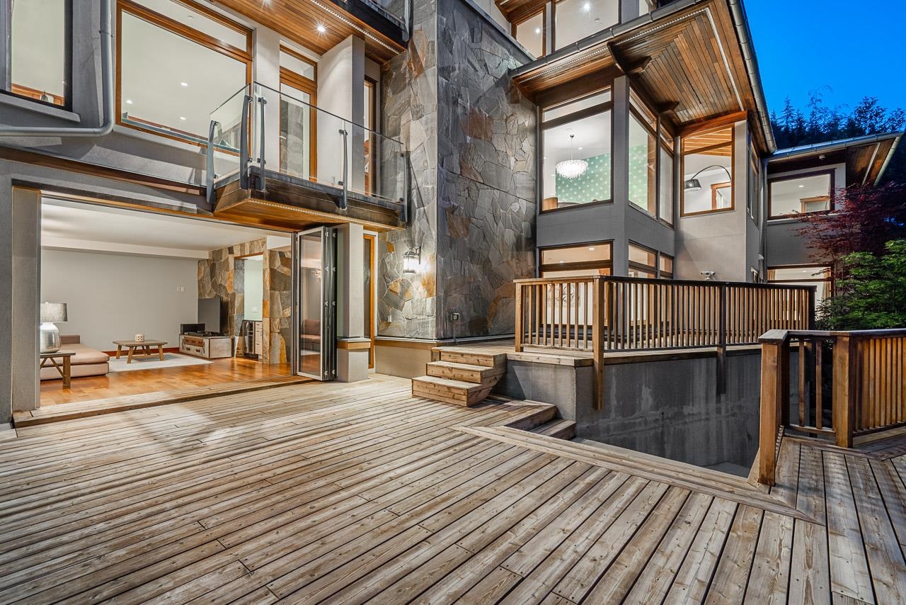 Listing image of 561 BALLANTREE ROAD