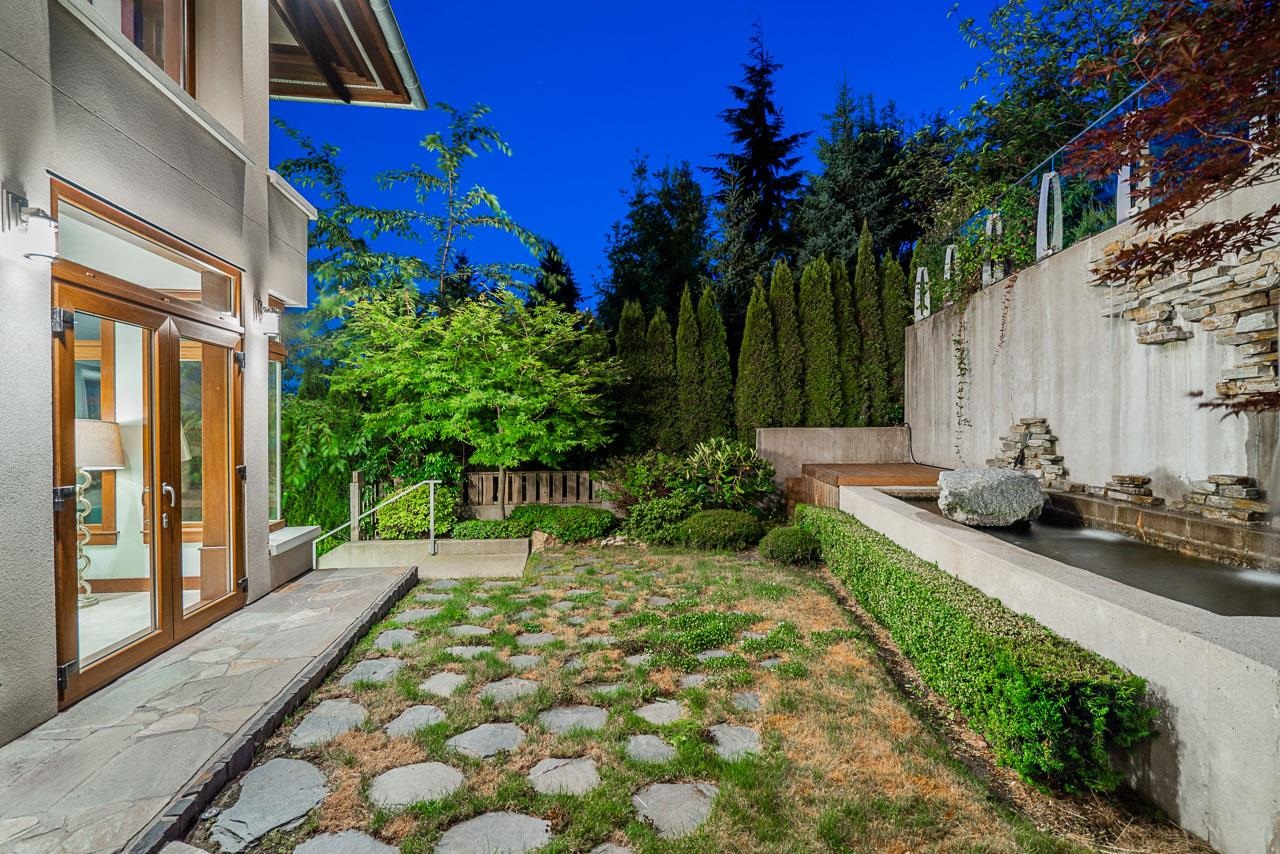 Listing image of 561 BALLANTREE ROAD