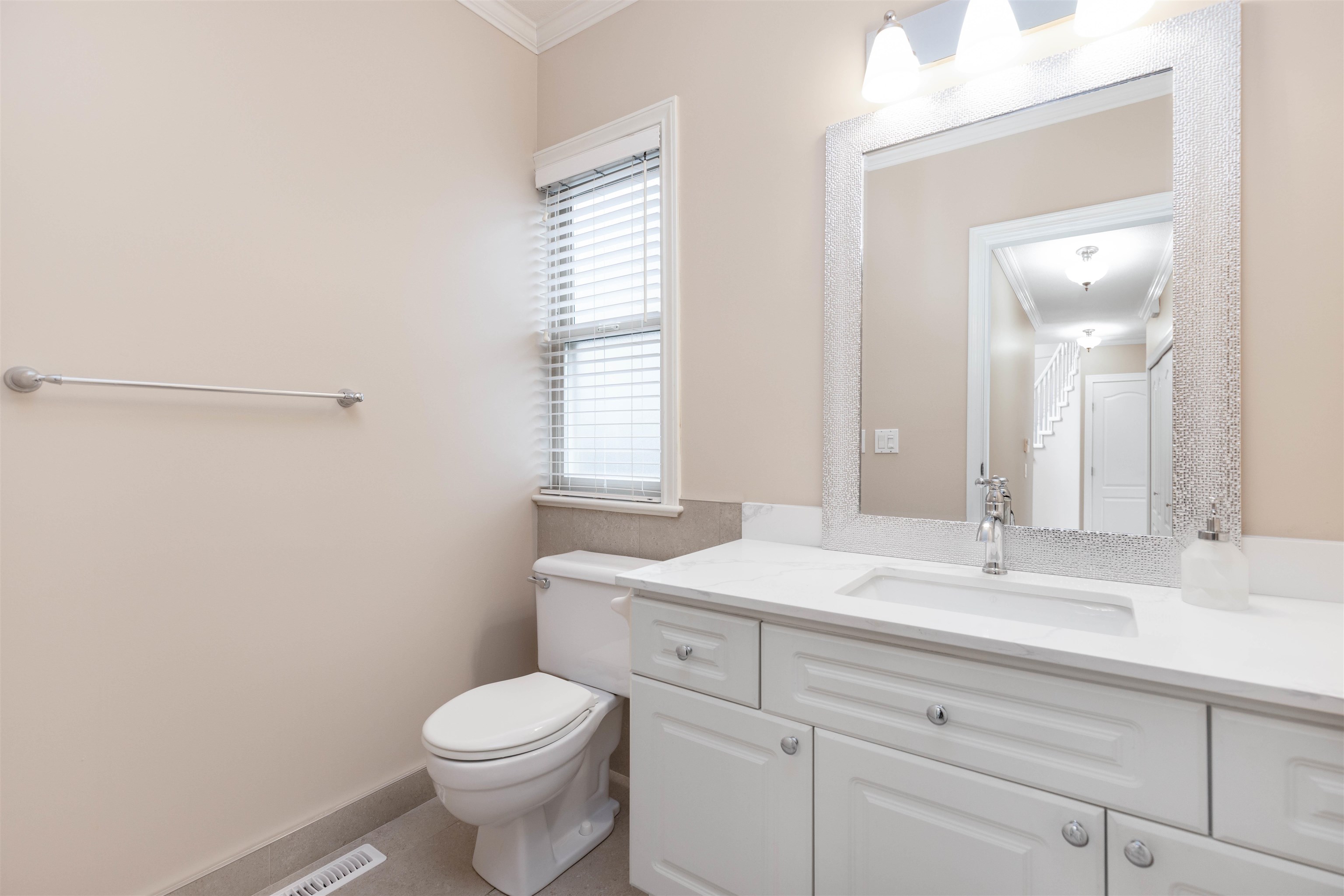 Listing image of 1279 ELDON ROAD