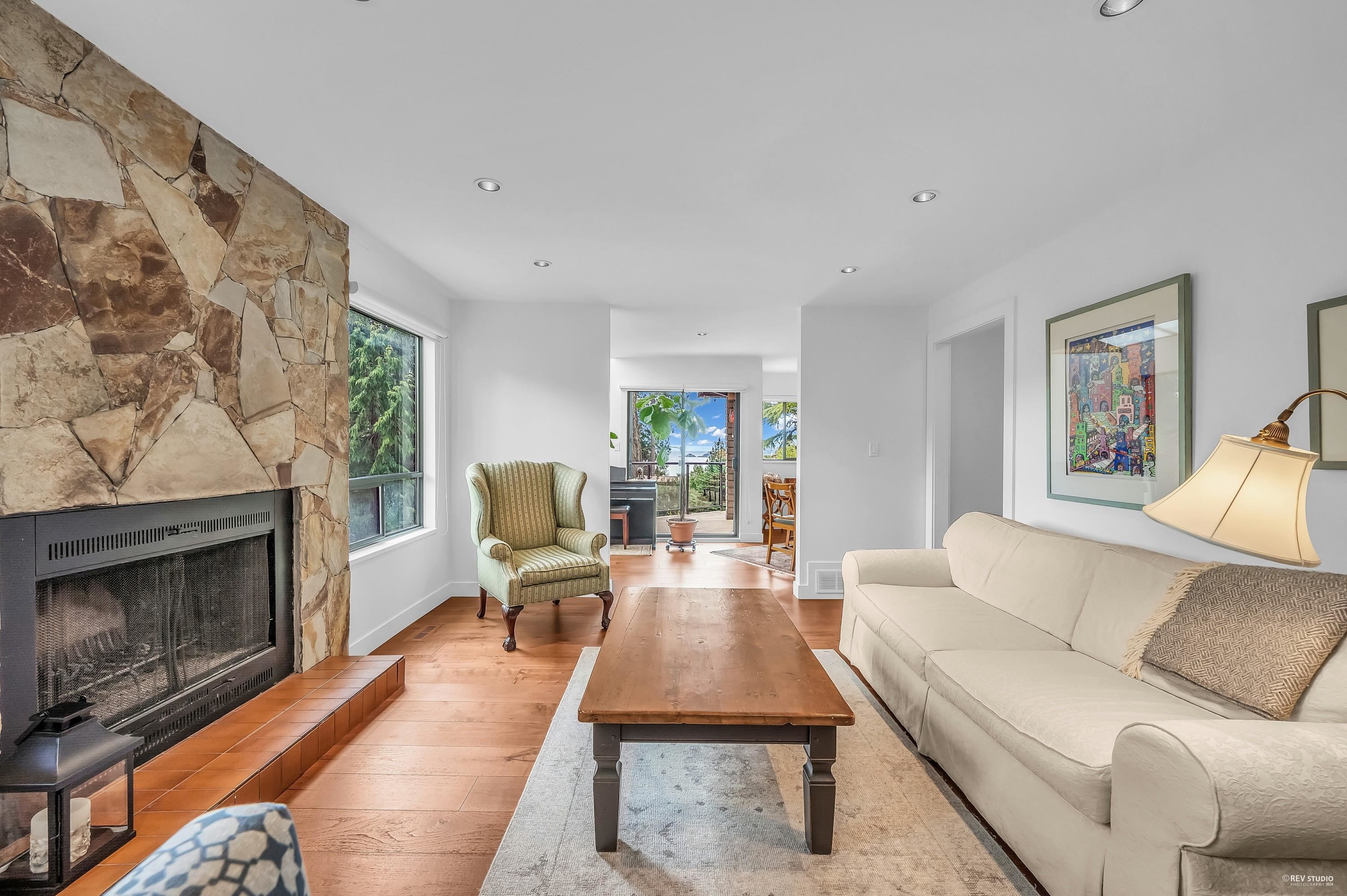 Listing image of 5312 MARINE DRIVE