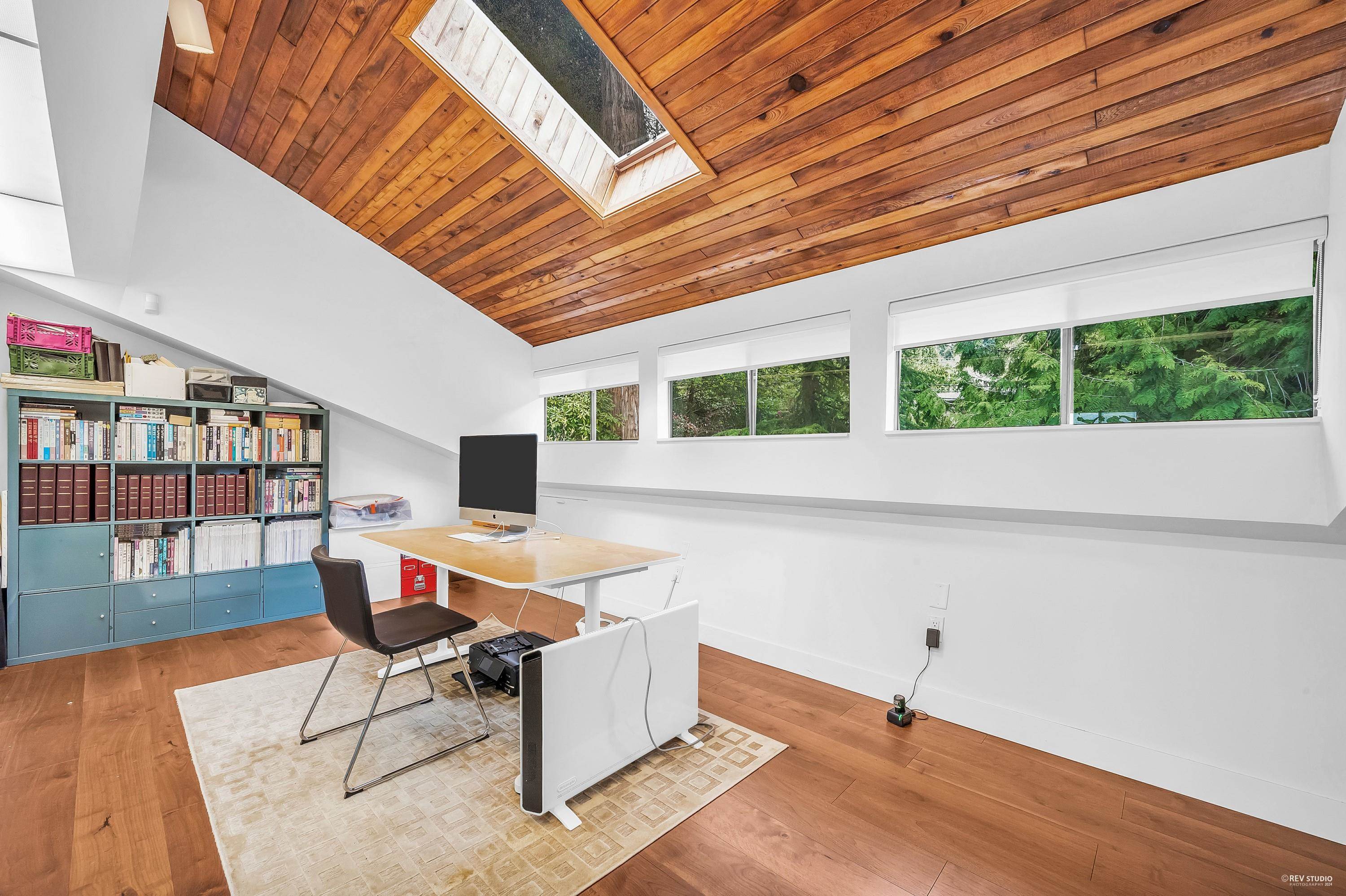 Listing image of 5312 MARINE DRIVE