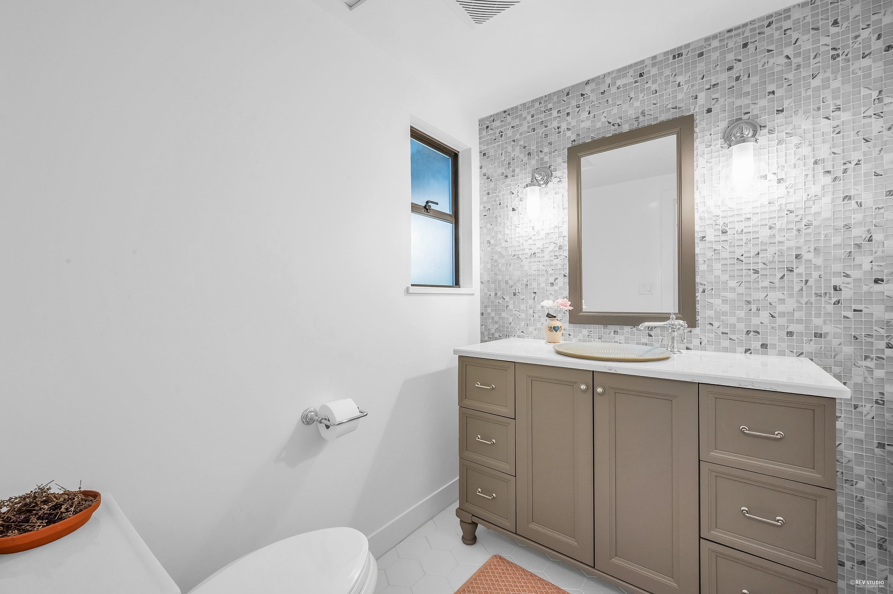 Listing image of 5312 MARINE DRIVE