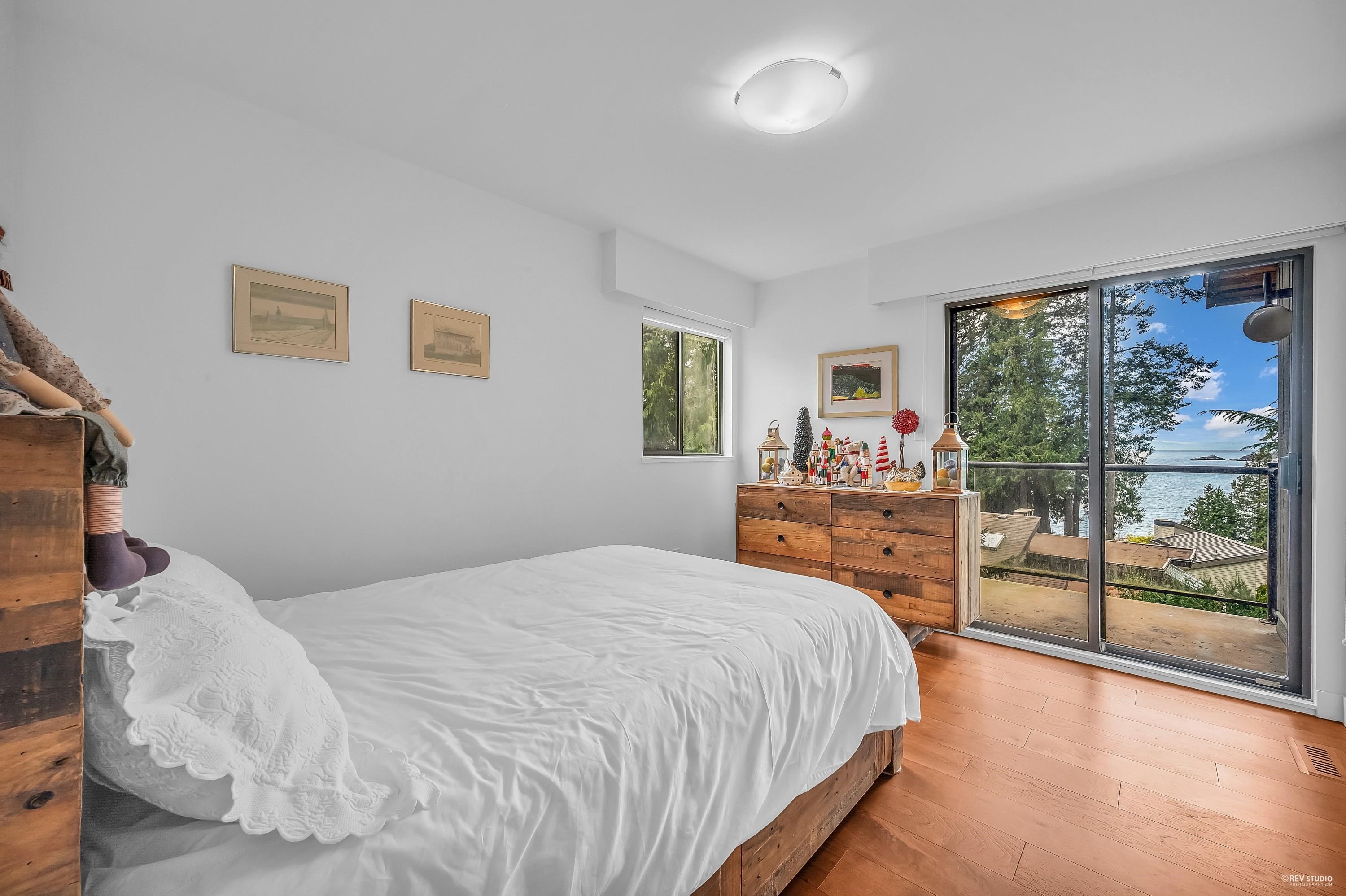 Listing image of 5312 MARINE DRIVE