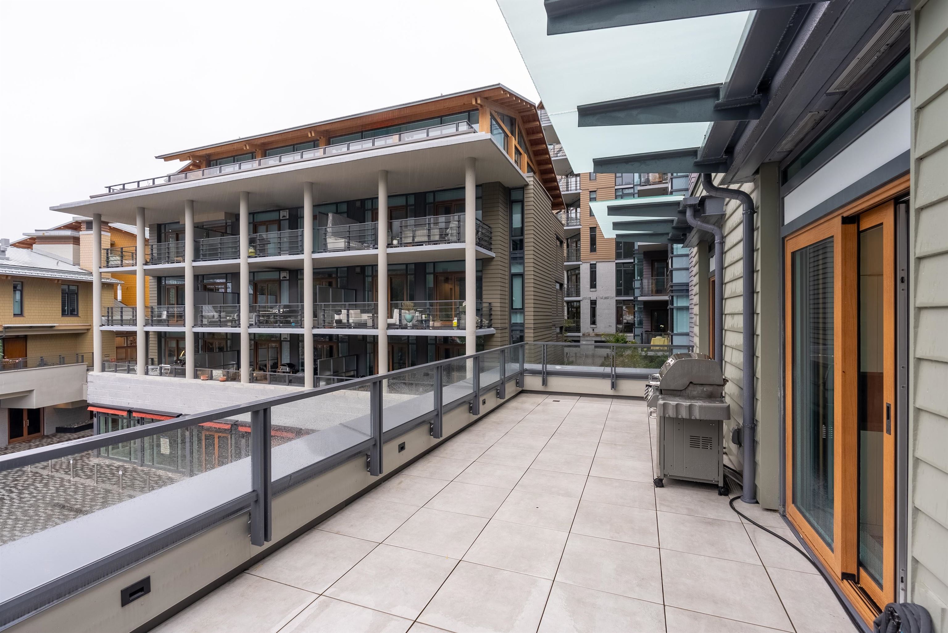 Listing image of 309 6707 NELSON AVENUE