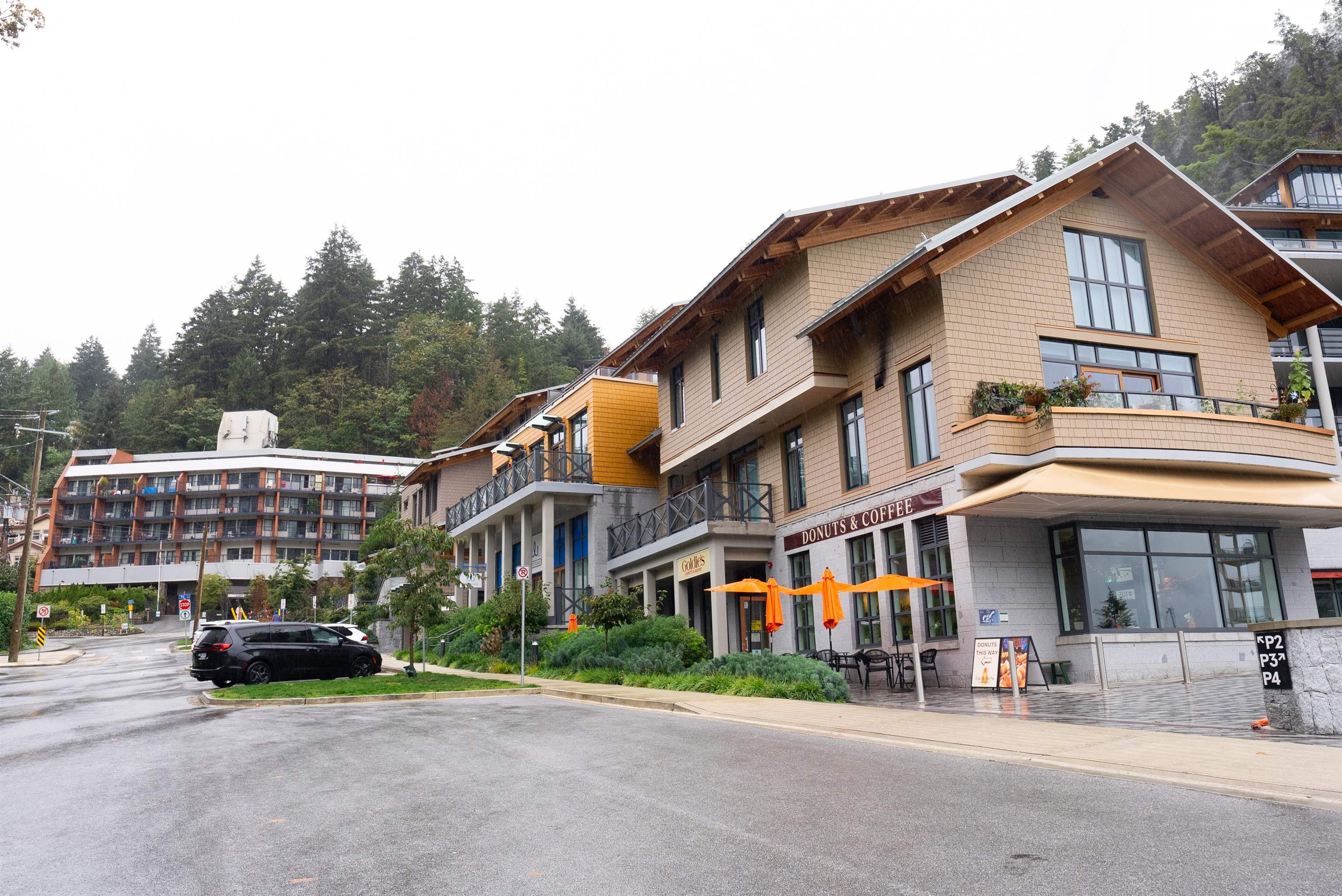 Listing image of 309 6707 NELSON AVENUE