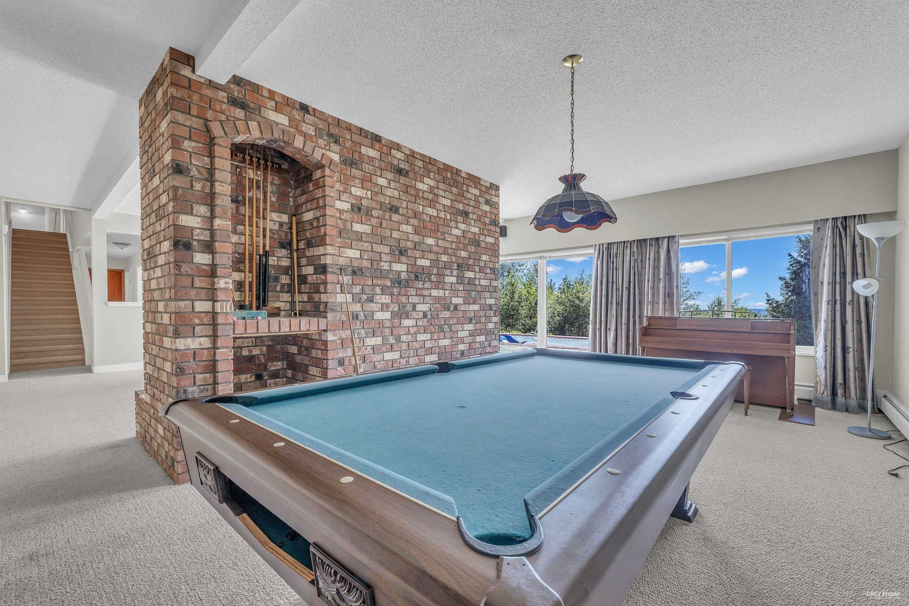 Listing image of 1368 TYROL ROAD