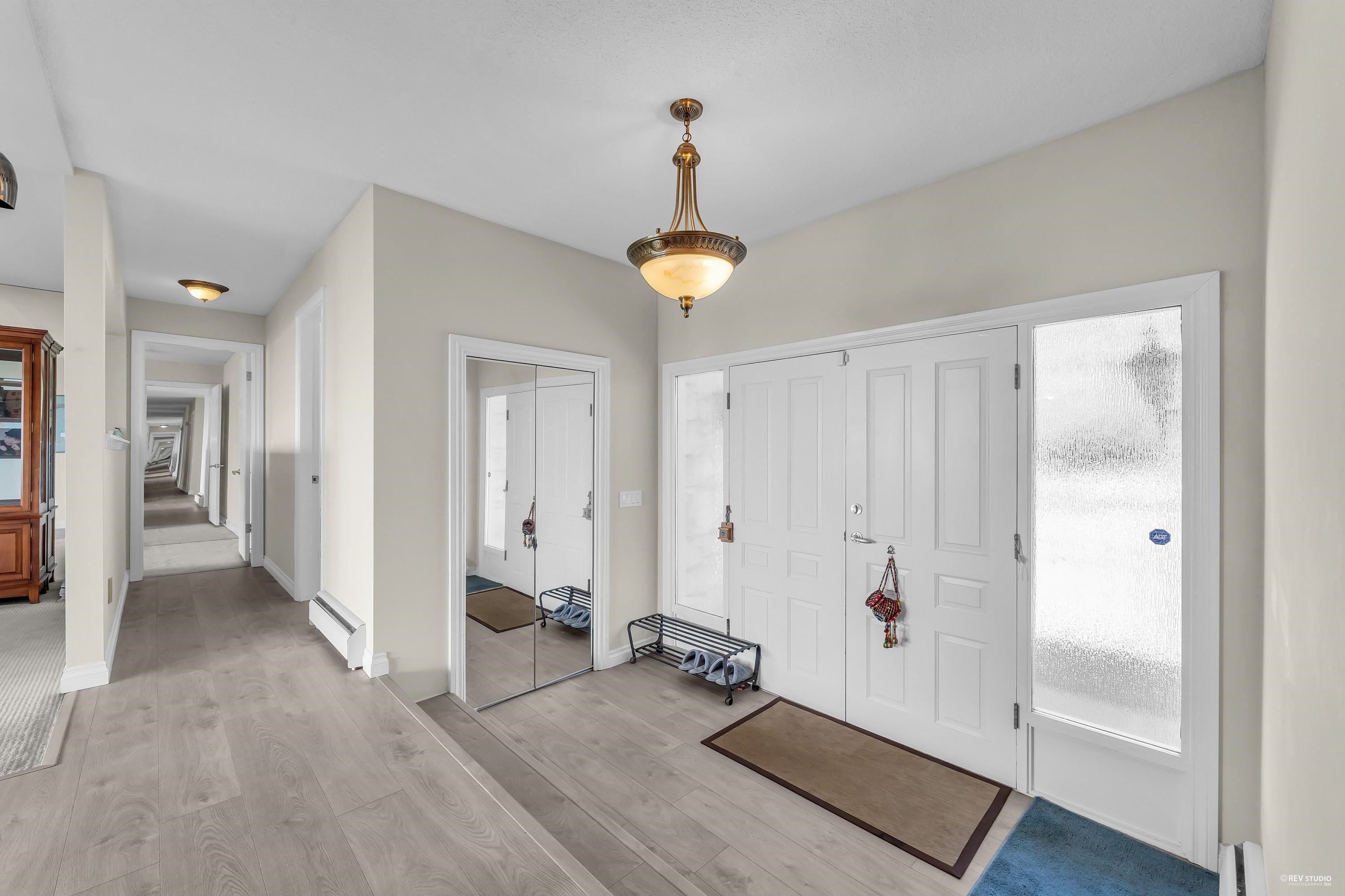 Listing image of 1368 TYROL ROAD