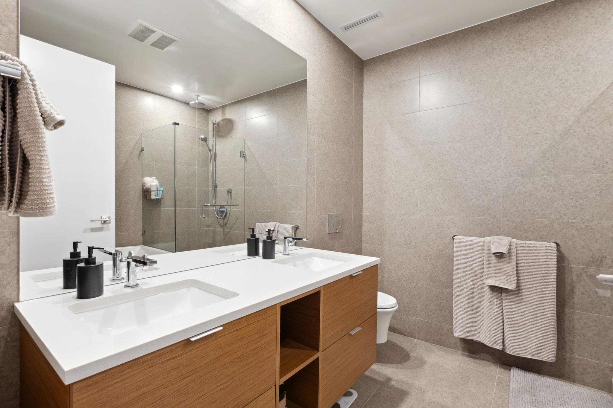Listing image of 203 6693 NELSON AVENUE