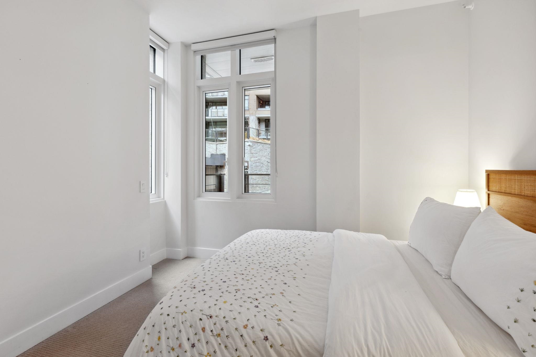 Listing image of 203 6693 NELSON AVENUE