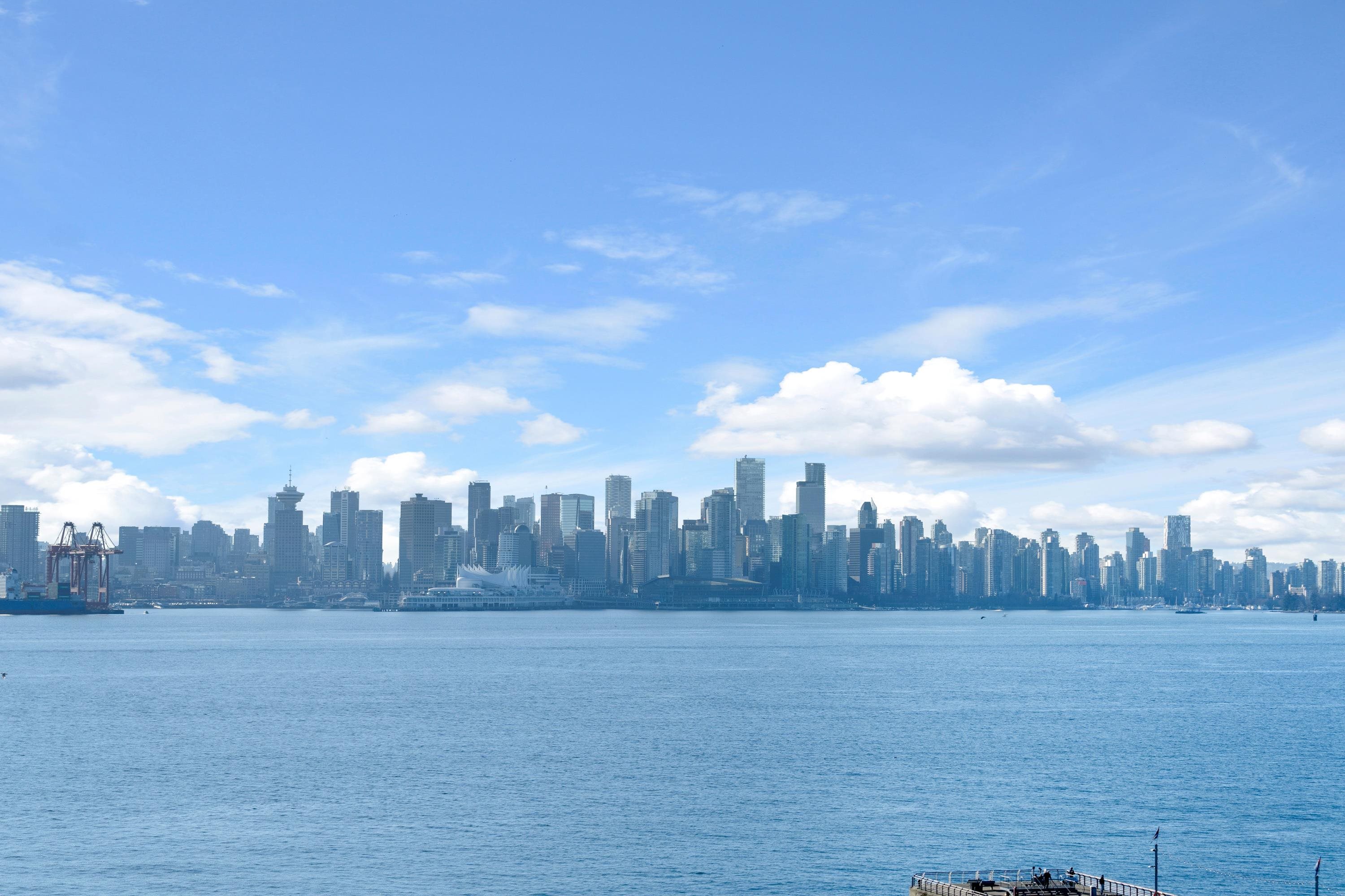Listing image of 802 185 VICTORY SHIP WAY