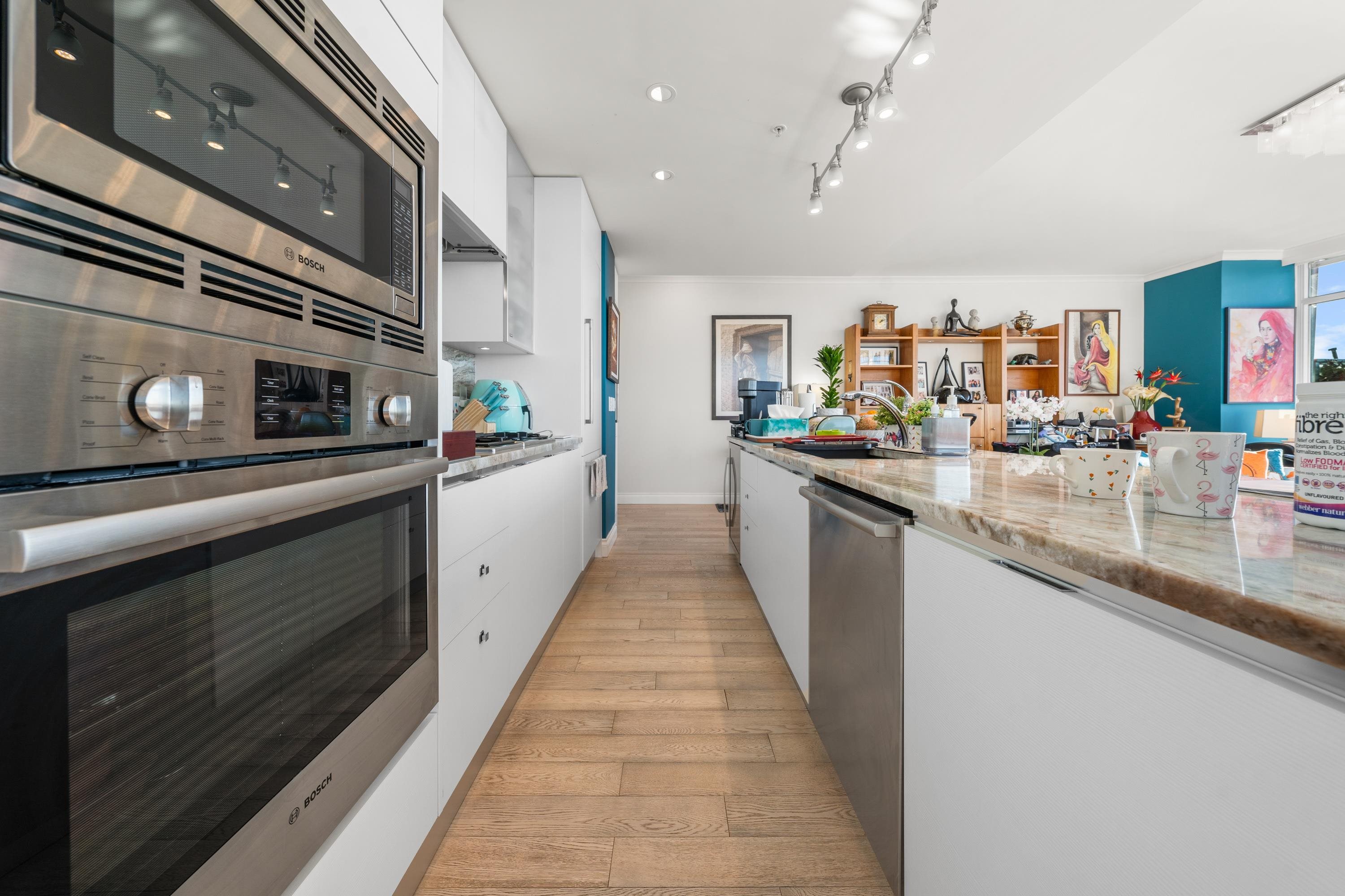 Listing image of 802 185 VICTORY SHIP WAY