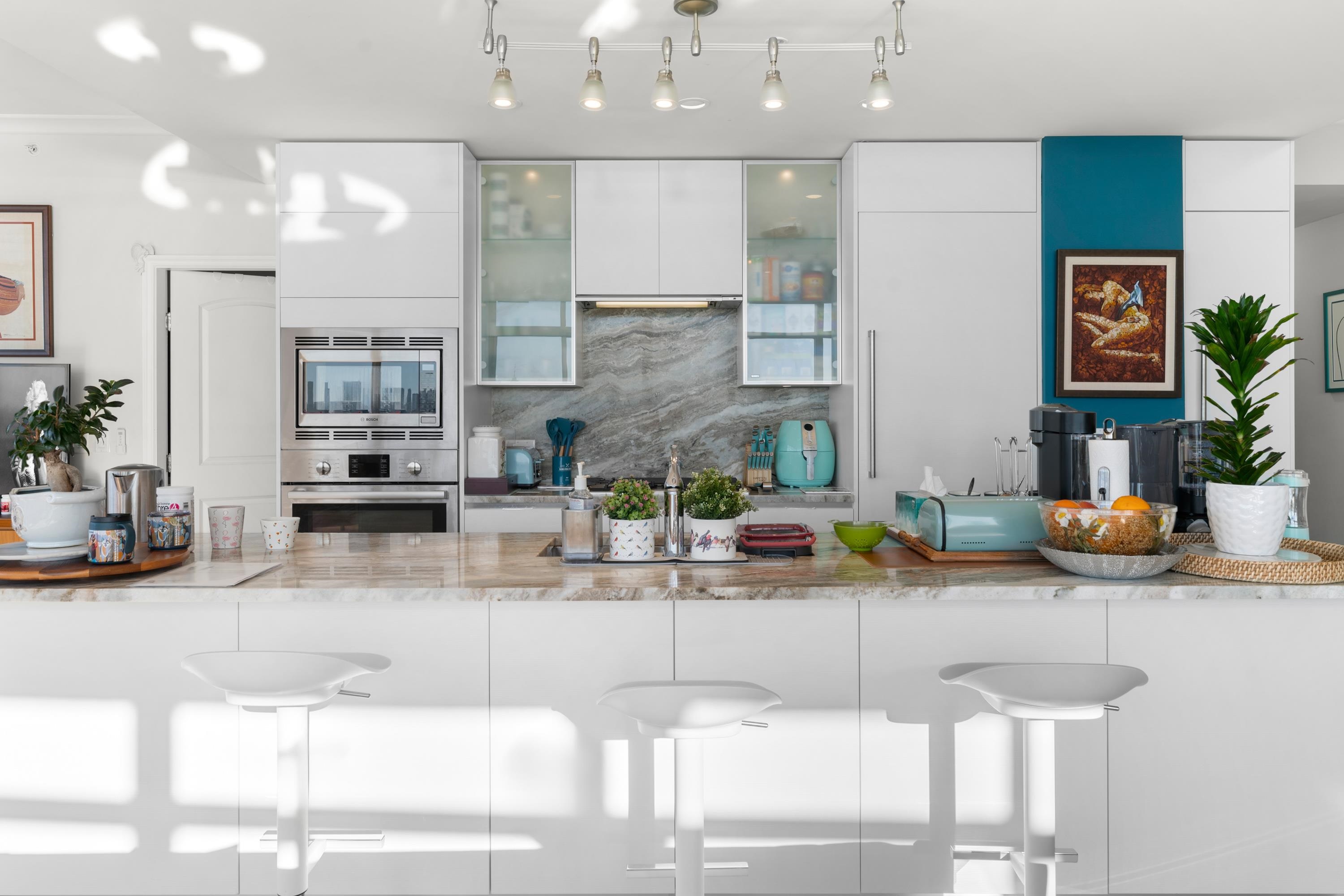 Listing image of 802 185 VICTORY SHIP WAY