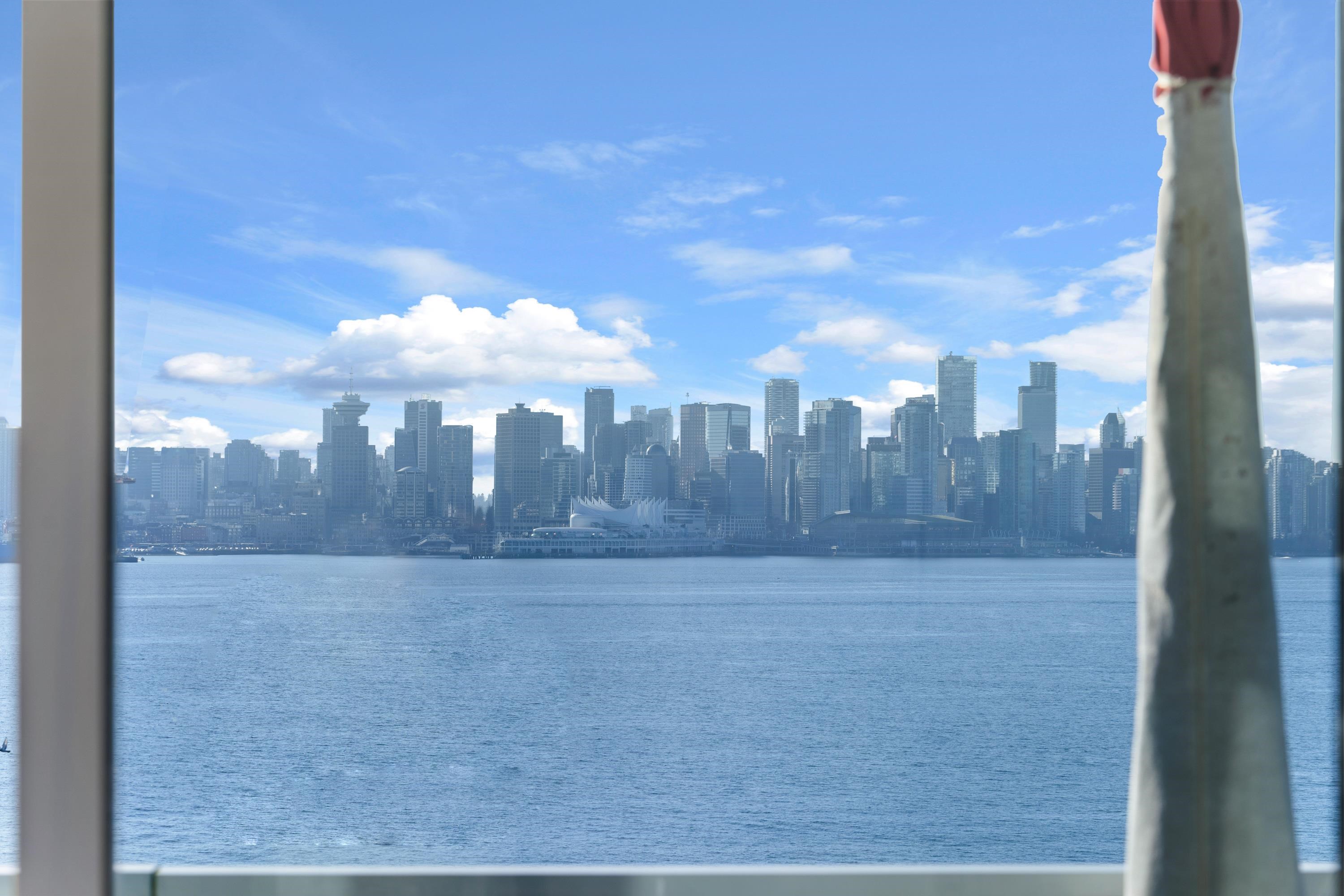 Listing image of 802 185 VICTORY SHIP WAY