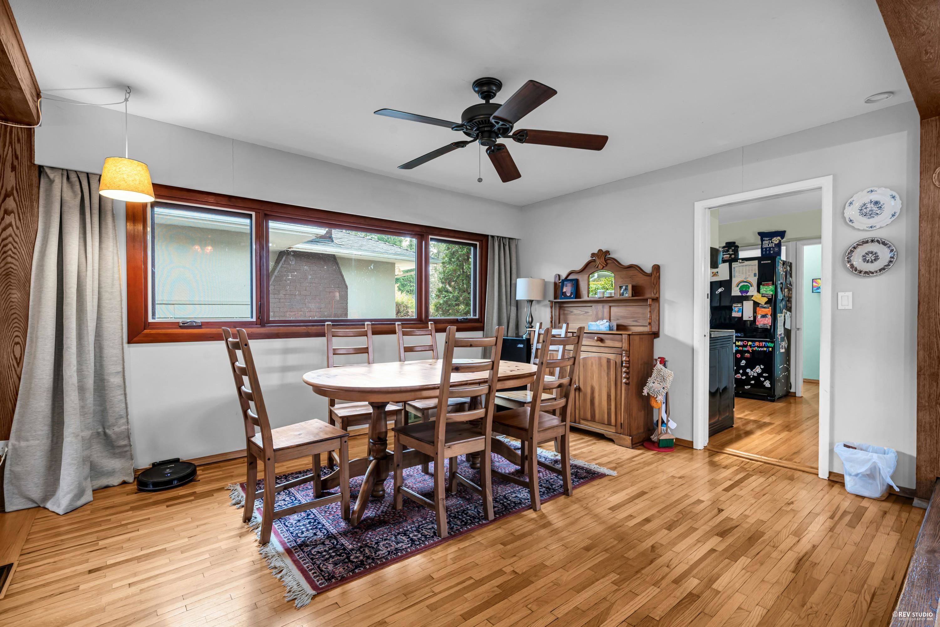 Listing image of 1488 PALMERSTON AVENUE