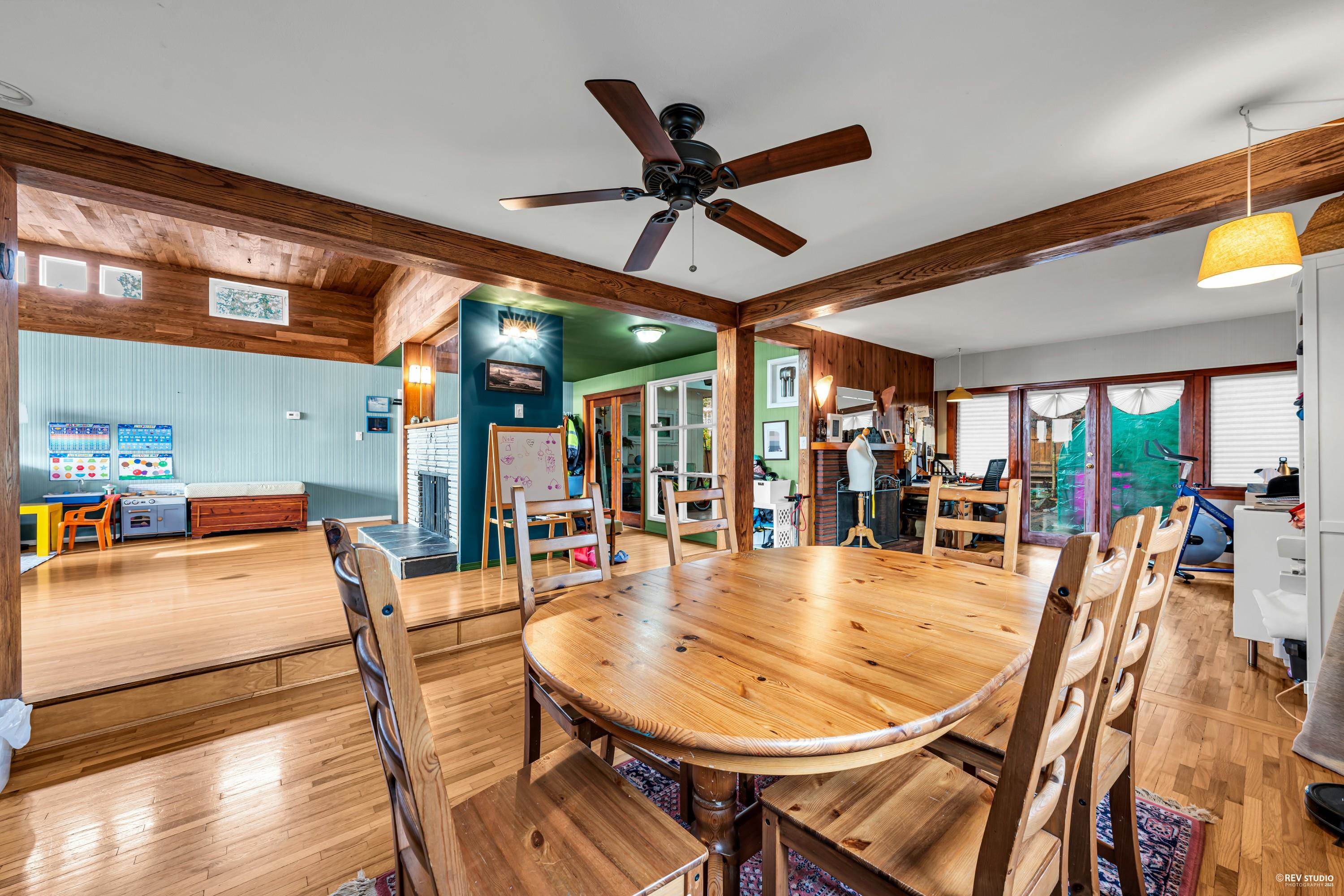 Listing image of 1488 PALMERSTON AVENUE