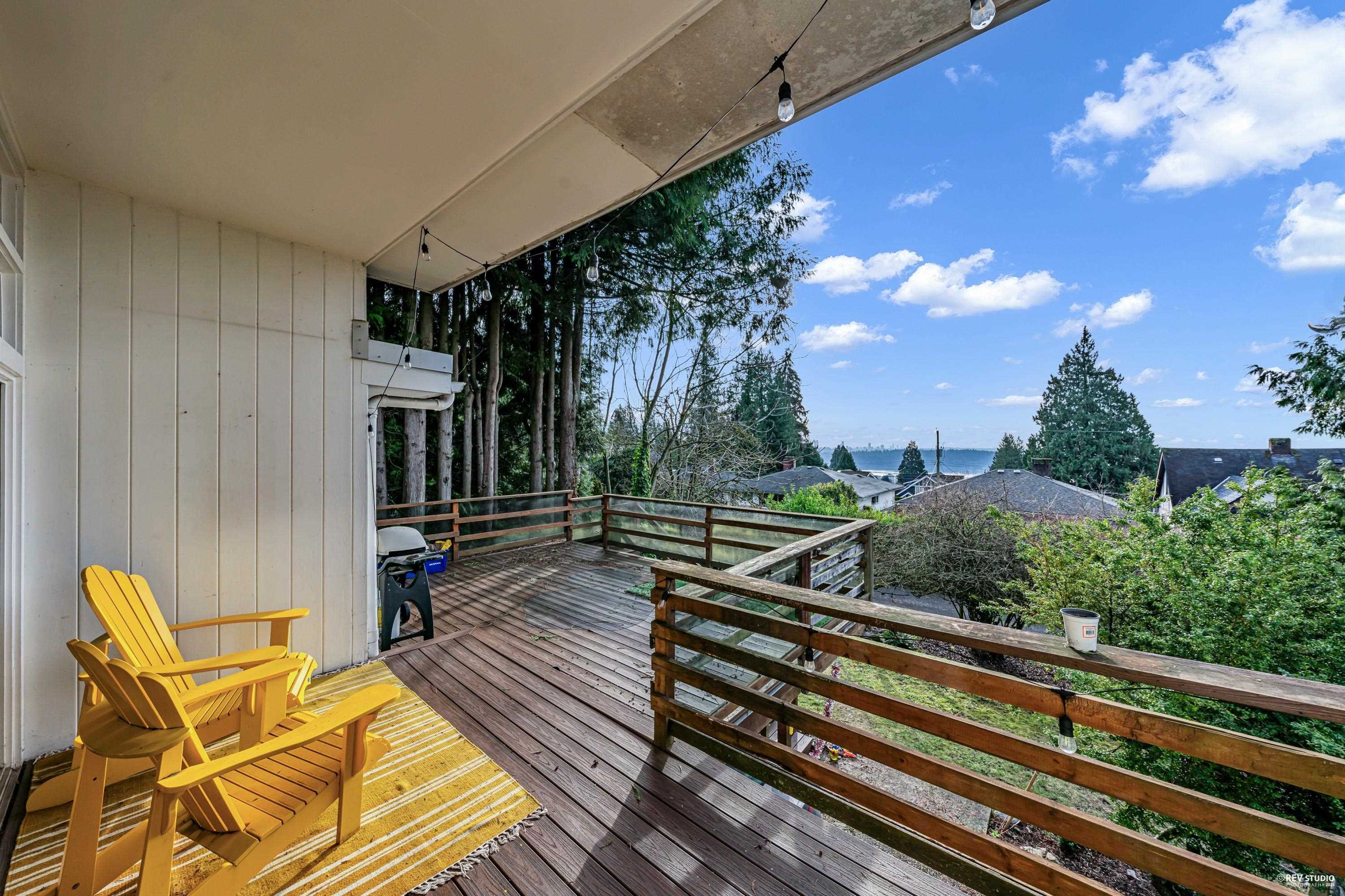 Listing image of 1488 PALMERSTON AVENUE