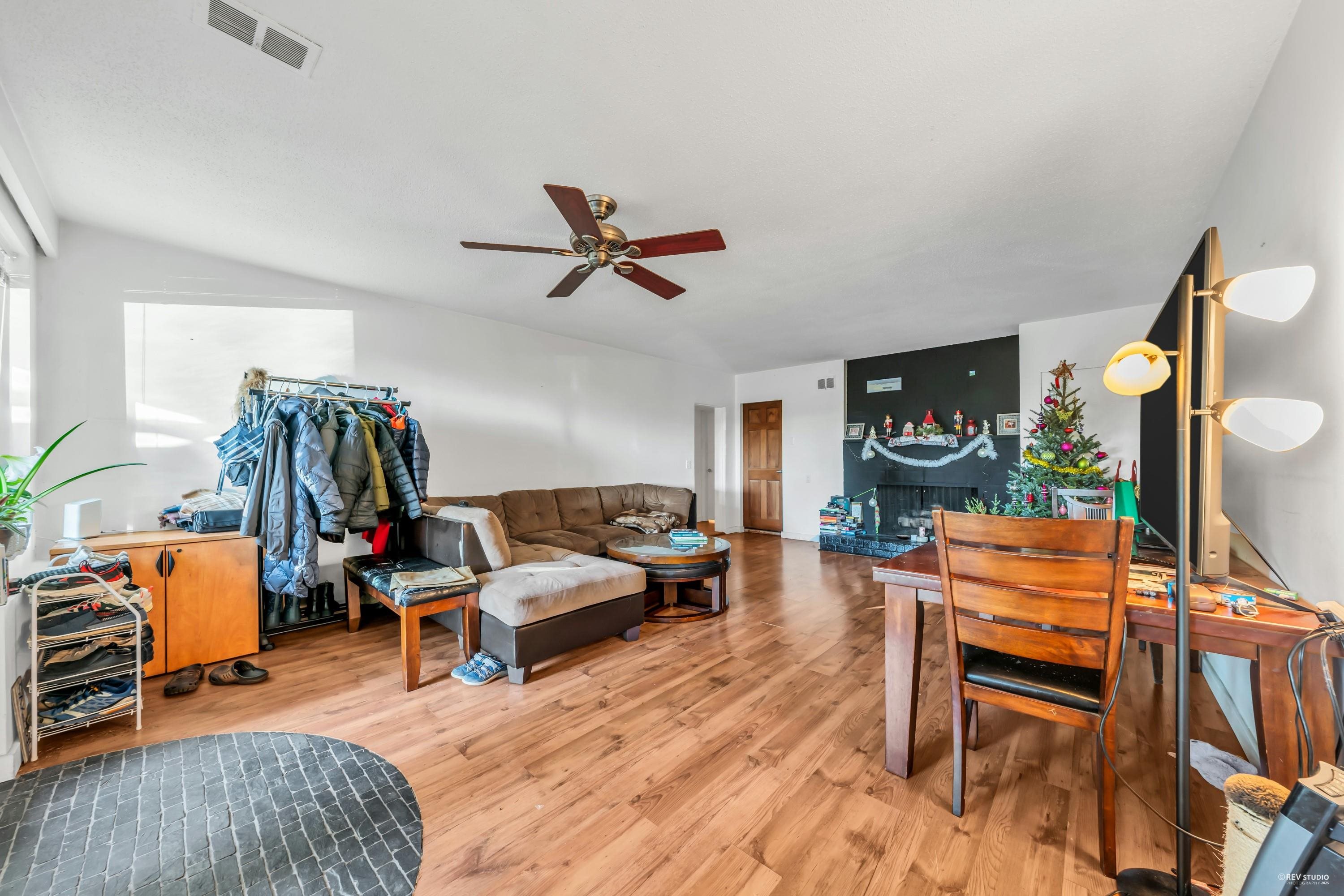 Listing image of 1488 PALMERSTON AVENUE