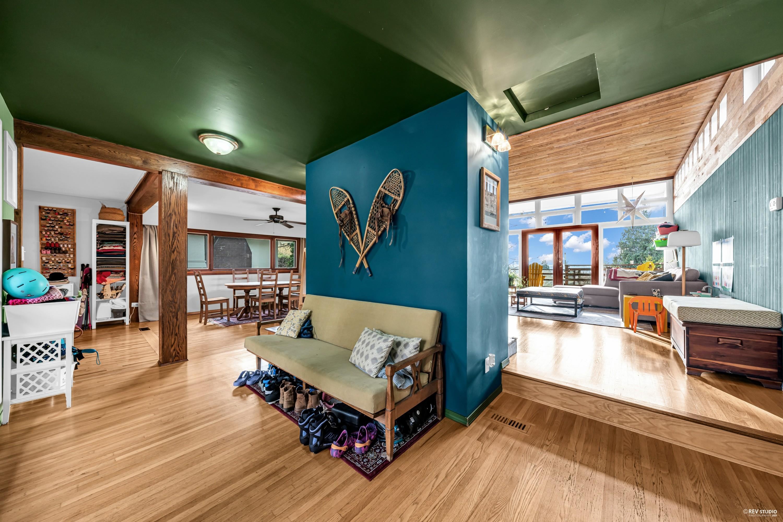 Listing image of 1488 PALMERSTON AVENUE