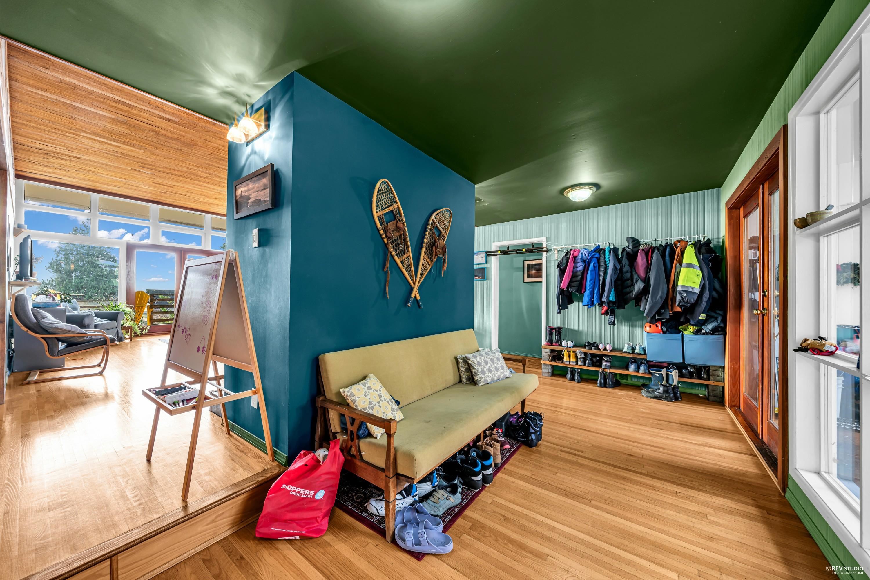Listing image of 1488 PALMERSTON AVENUE