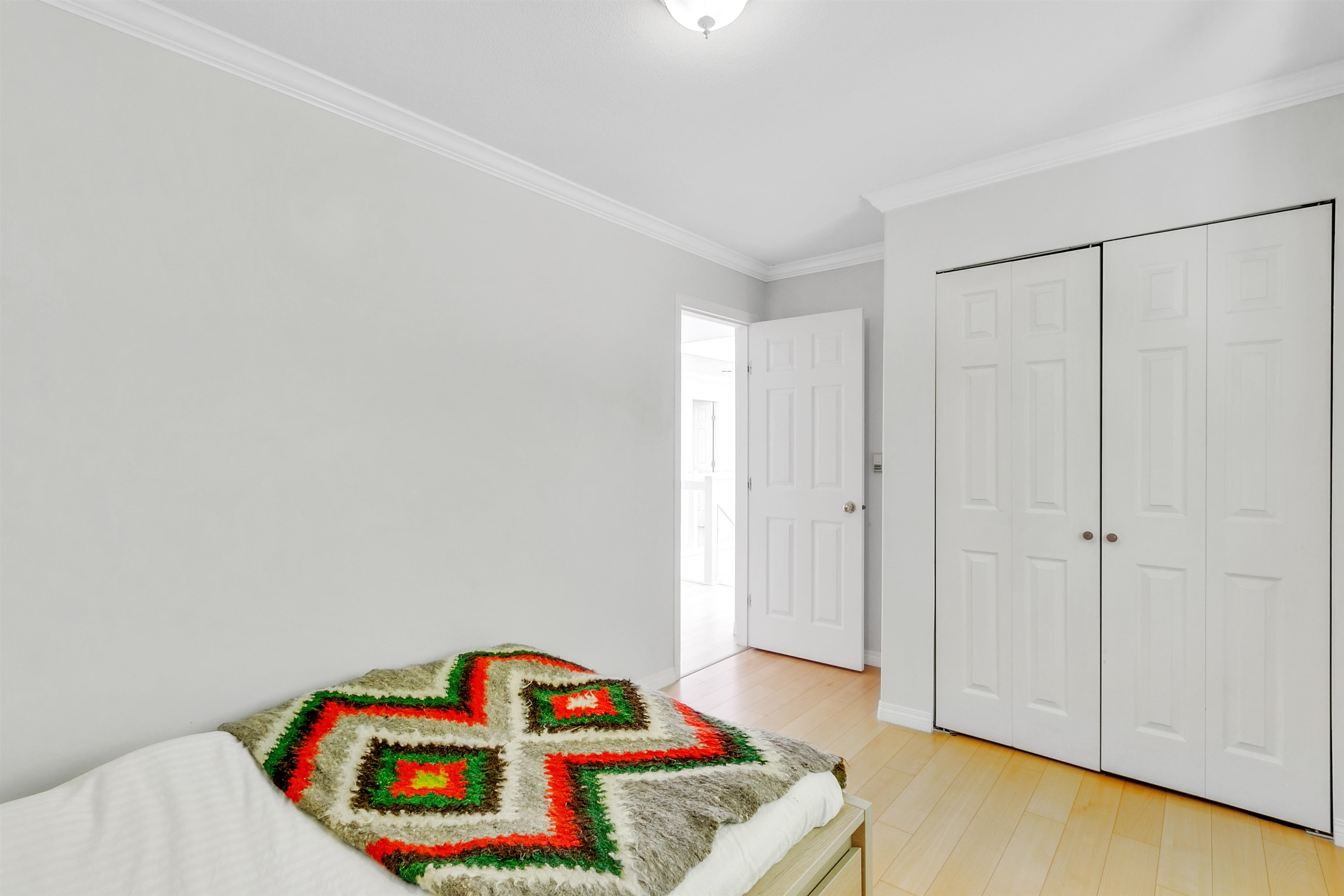 Listing image of 530 CRAIGMOHR DRIVE