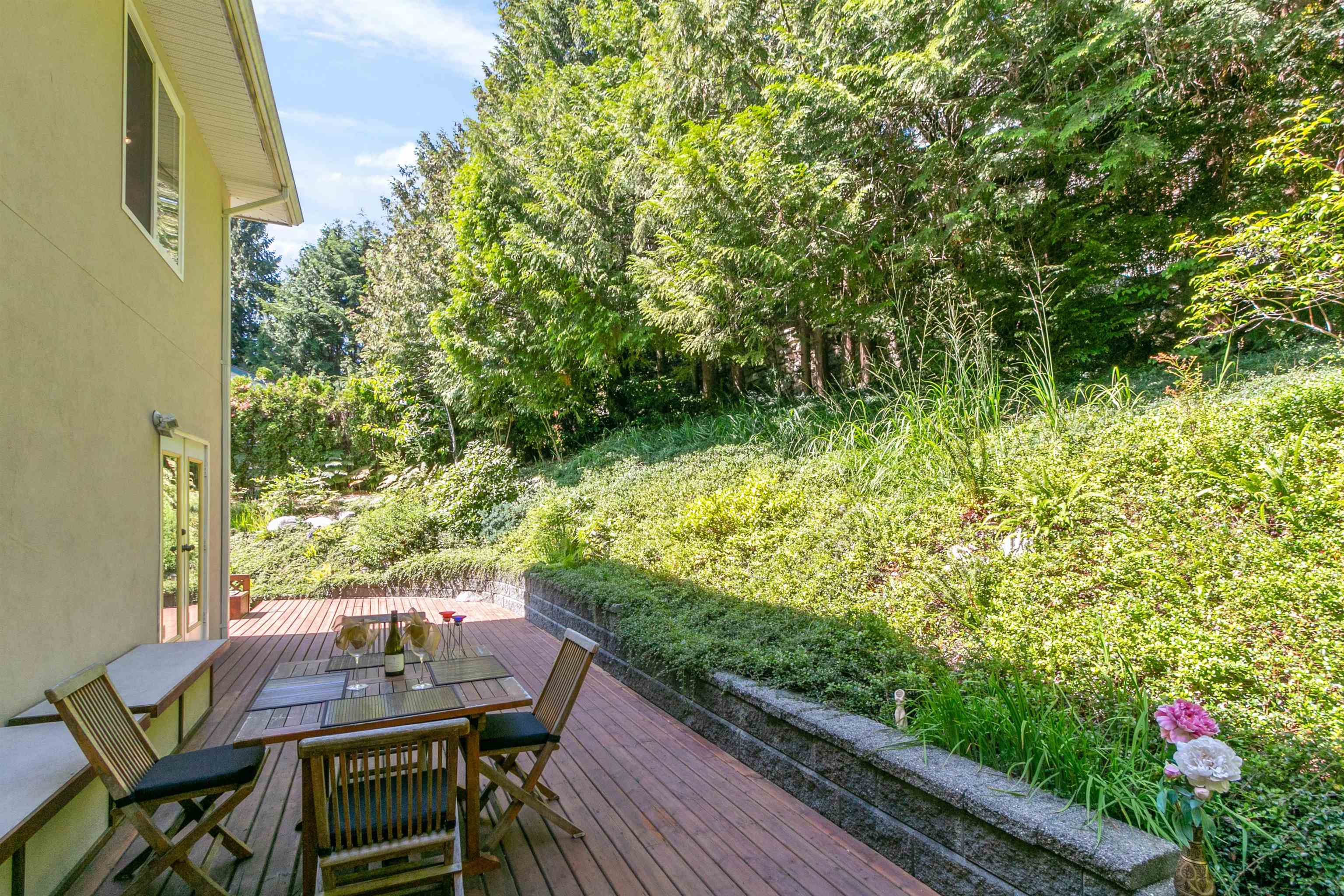 Listing image of 530 CRAIGMOHR DRIVE