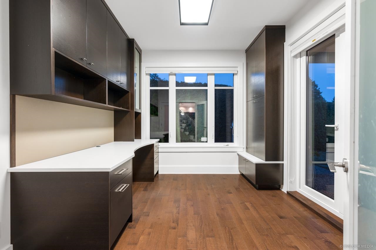 Listing image of 1208 HAYWOOD AVENUE
