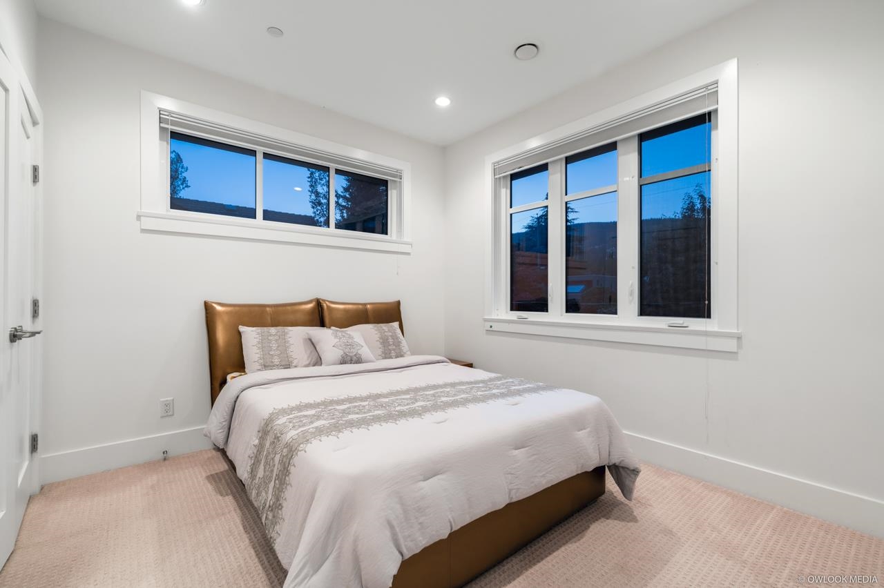 Listing image of 1208 HAYWOOD AVENUE