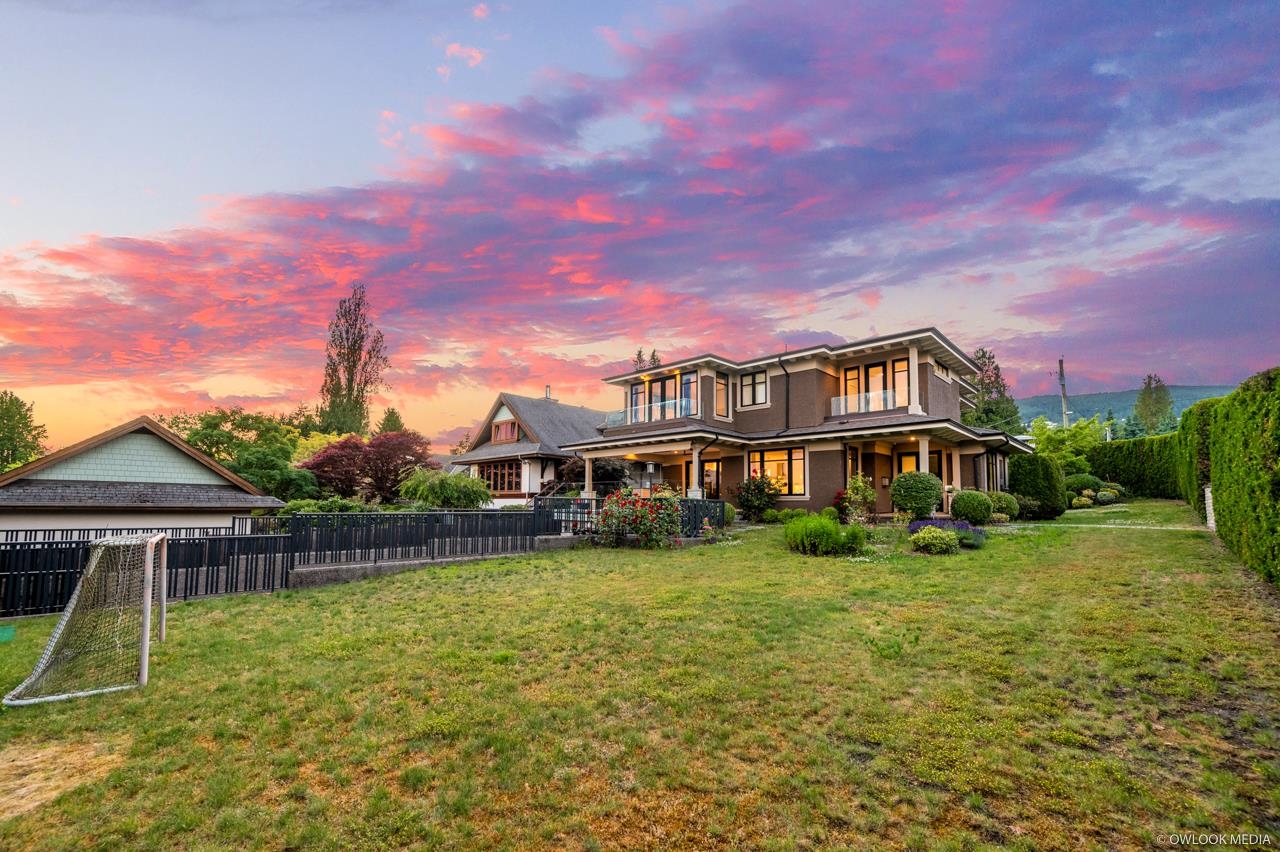 Listing image of 1208 HAYWOOD AVENUE