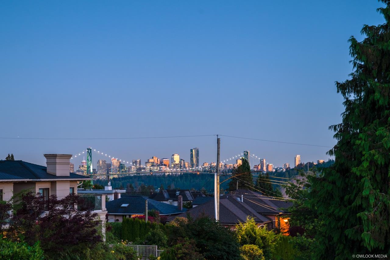 Listing image of 1208 HAYWOOD AVENUE