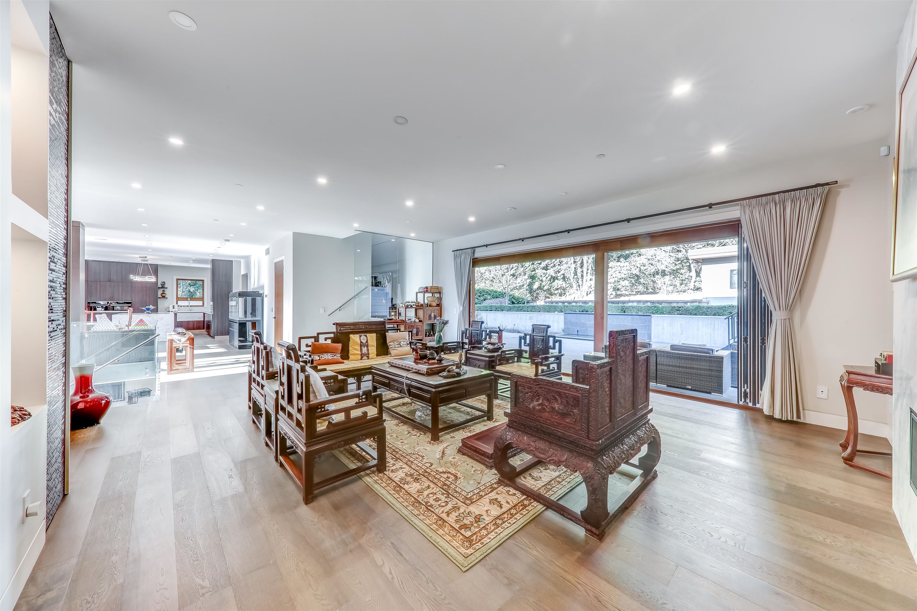 Listing image of 1497 QUEENS AVENUE