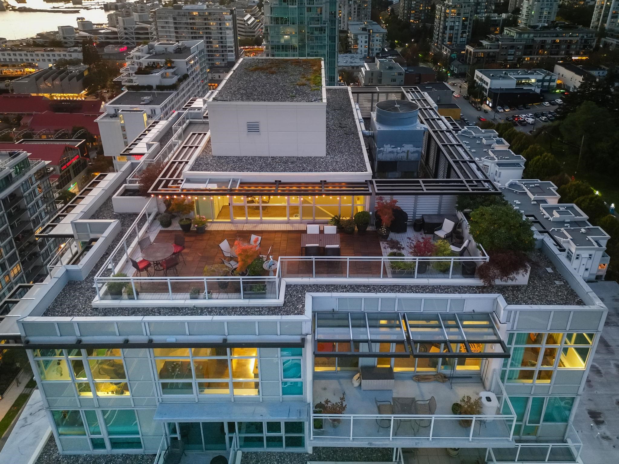 Listing image of PH2301 188 E ESPLANADE AVENUE