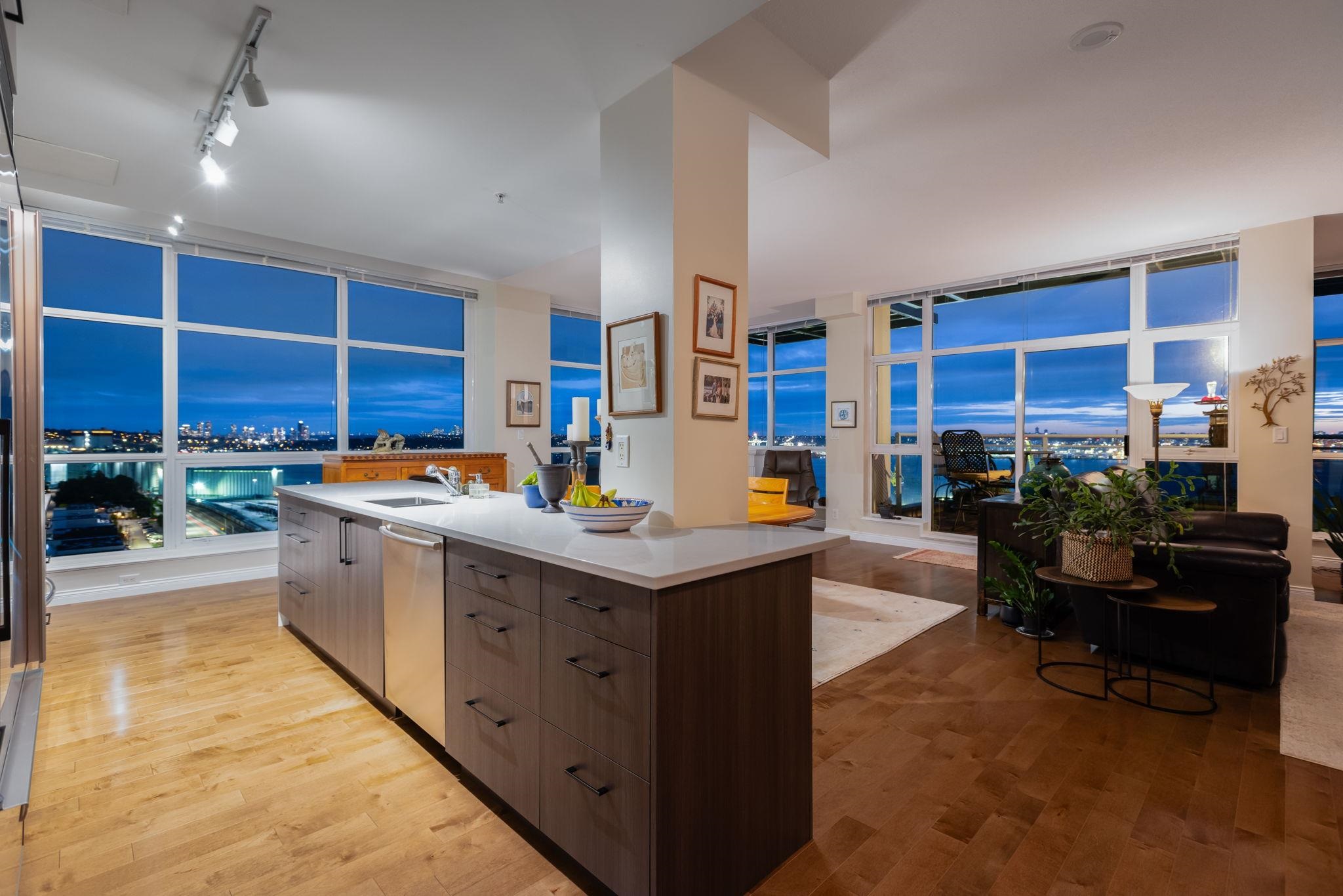 Listing image of PH2301 188 E ESPLANADE AVENUE