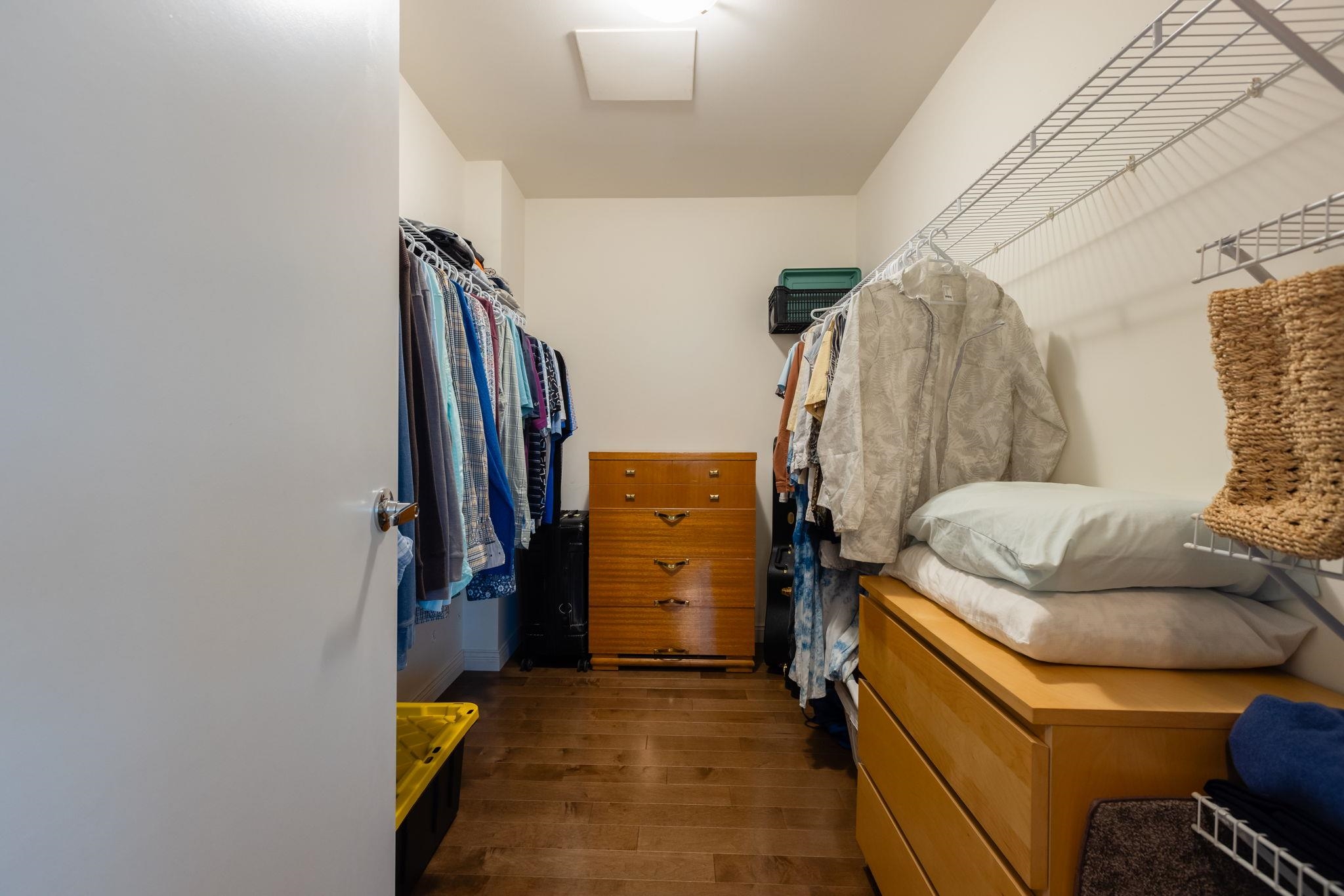 Listing image of PH2301 188 E ESPLANADE AVENUE