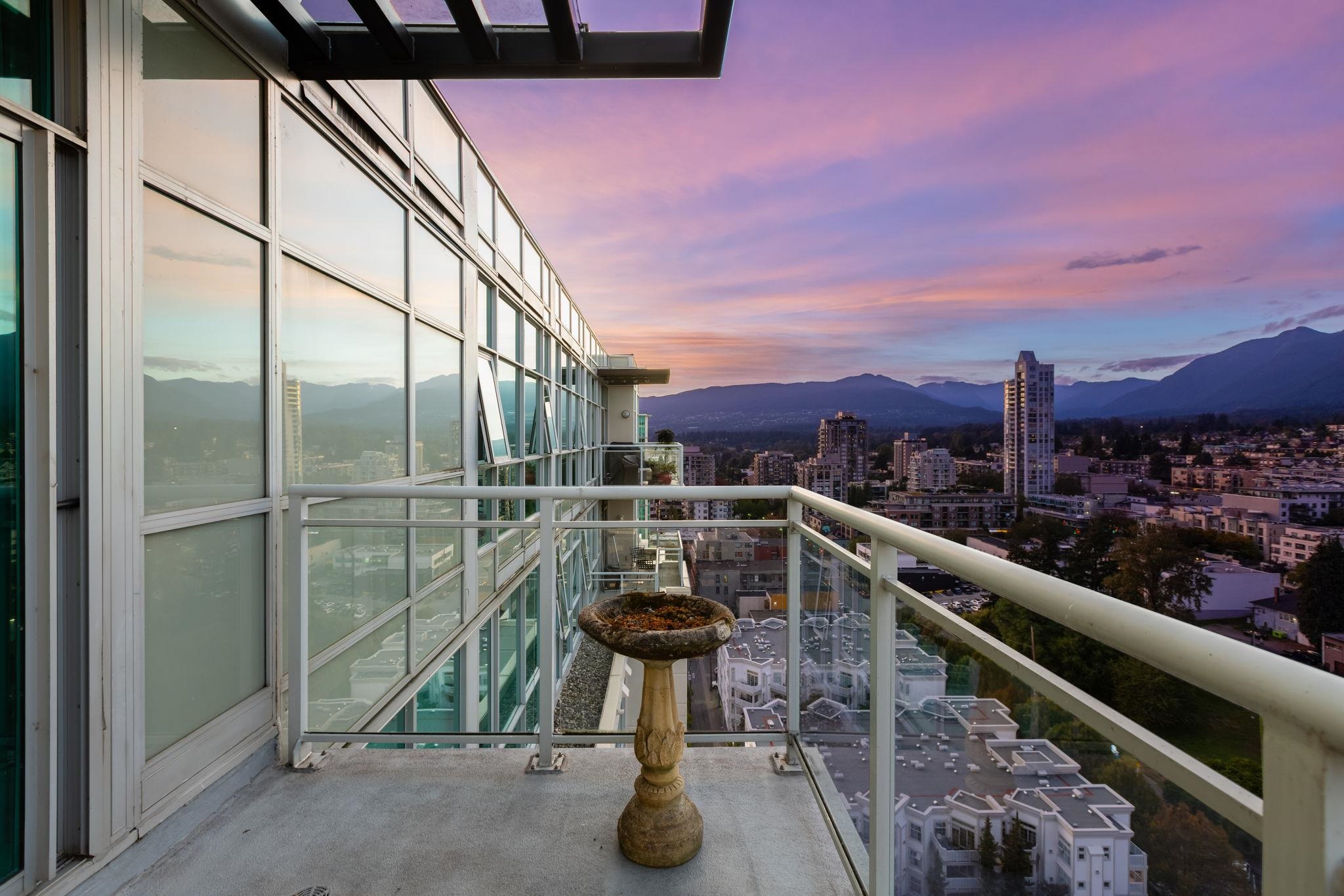 Listing image of PH2301 188 E ESPLANADE AVENUE