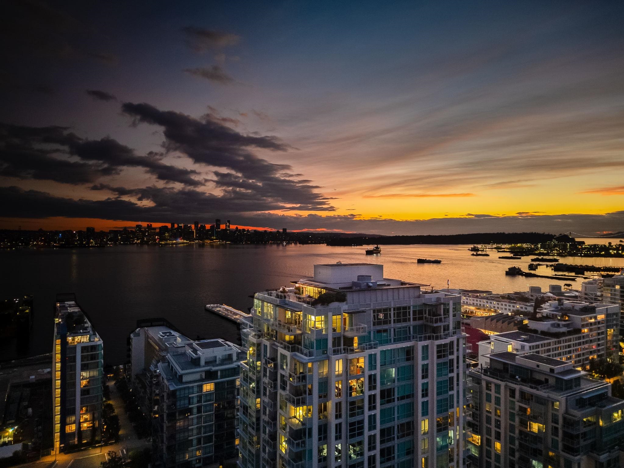 Listing image of PH2301 188 E ESPLANADE AVENUE