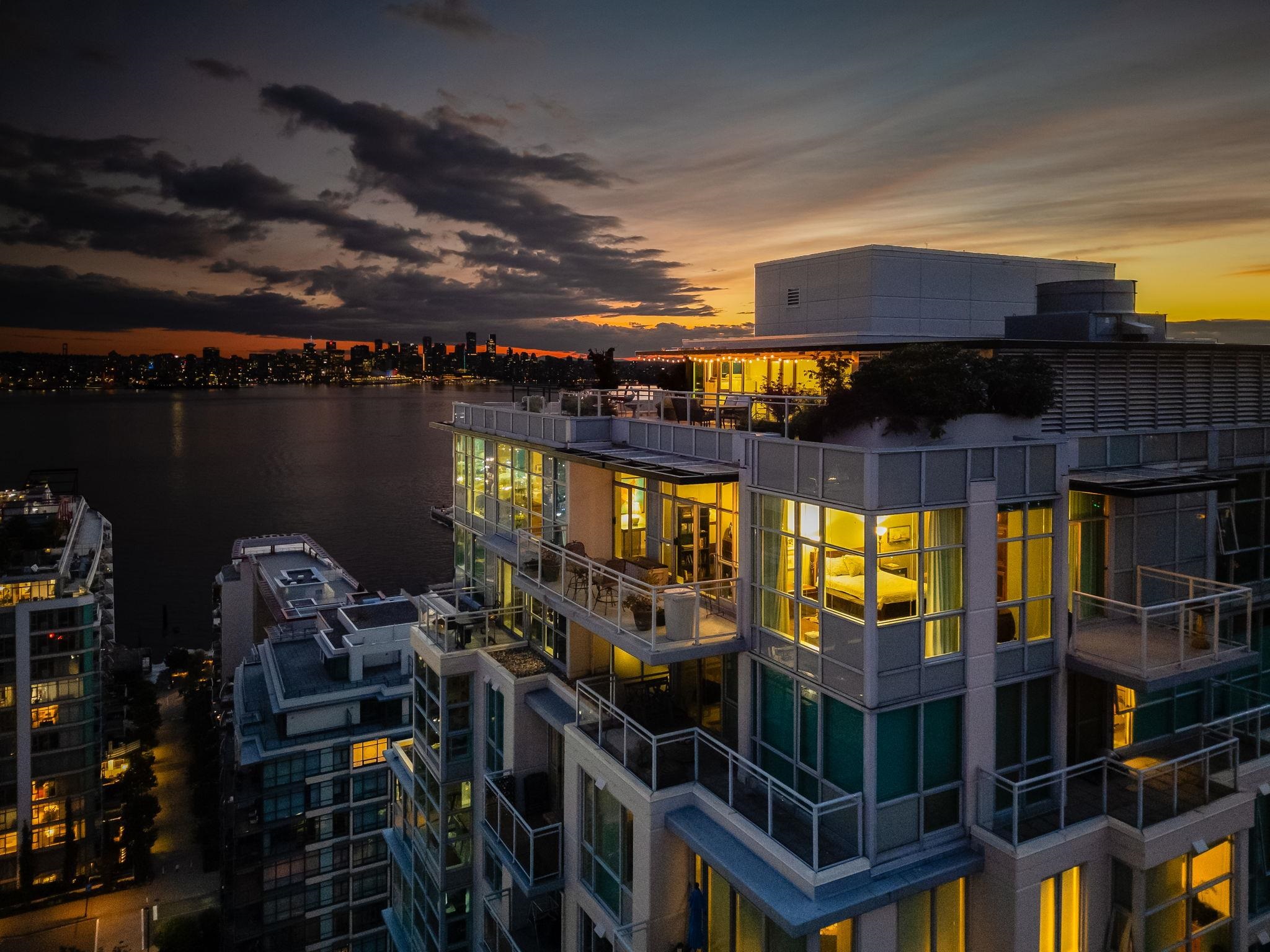 Listing image of PH2301 188 E ESPLANADE AVENUE