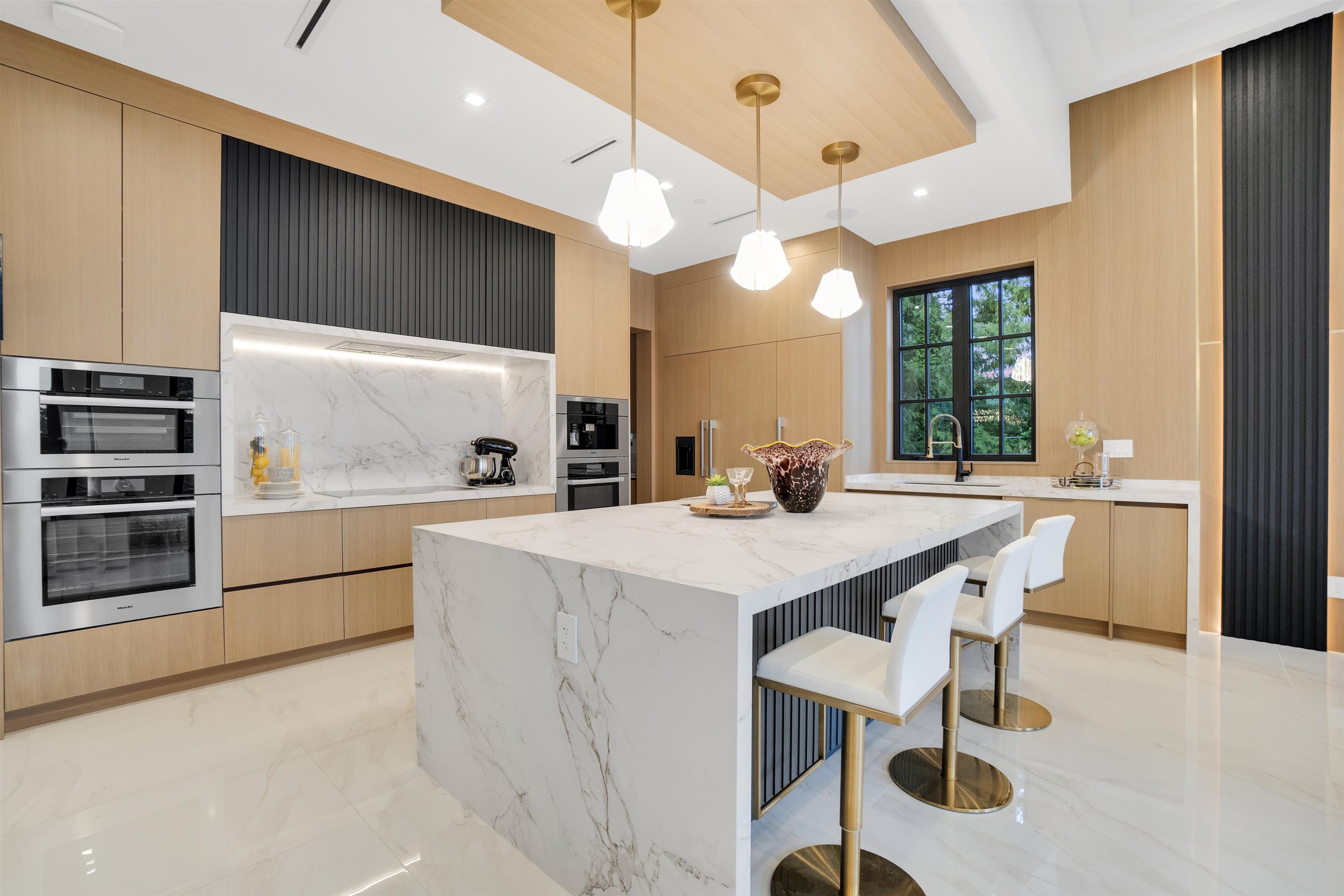 Listing image of 1419 BRAMWELL ROAD