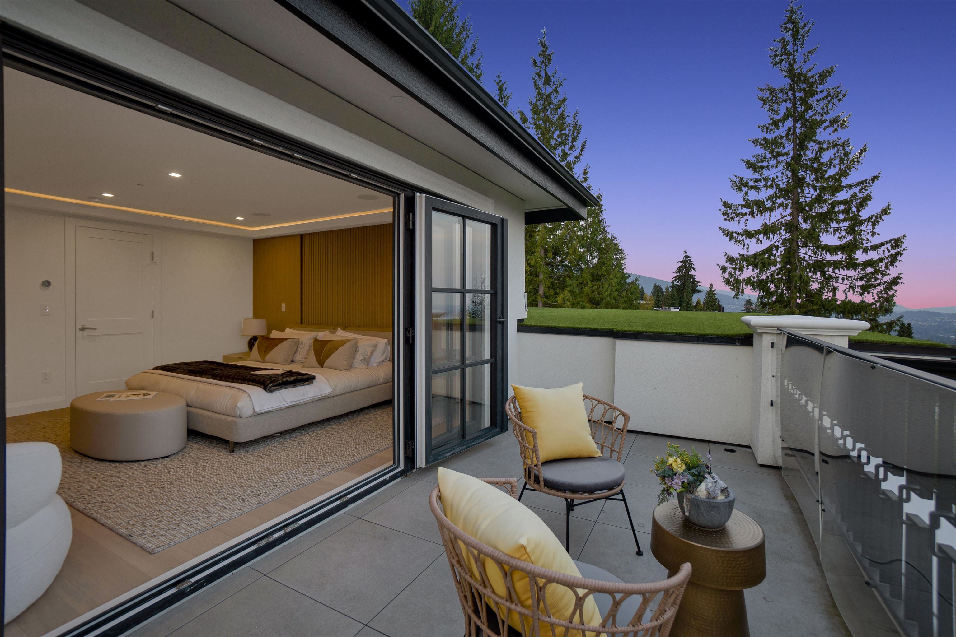 Listing image of 1419 BRAMWELL ROAD