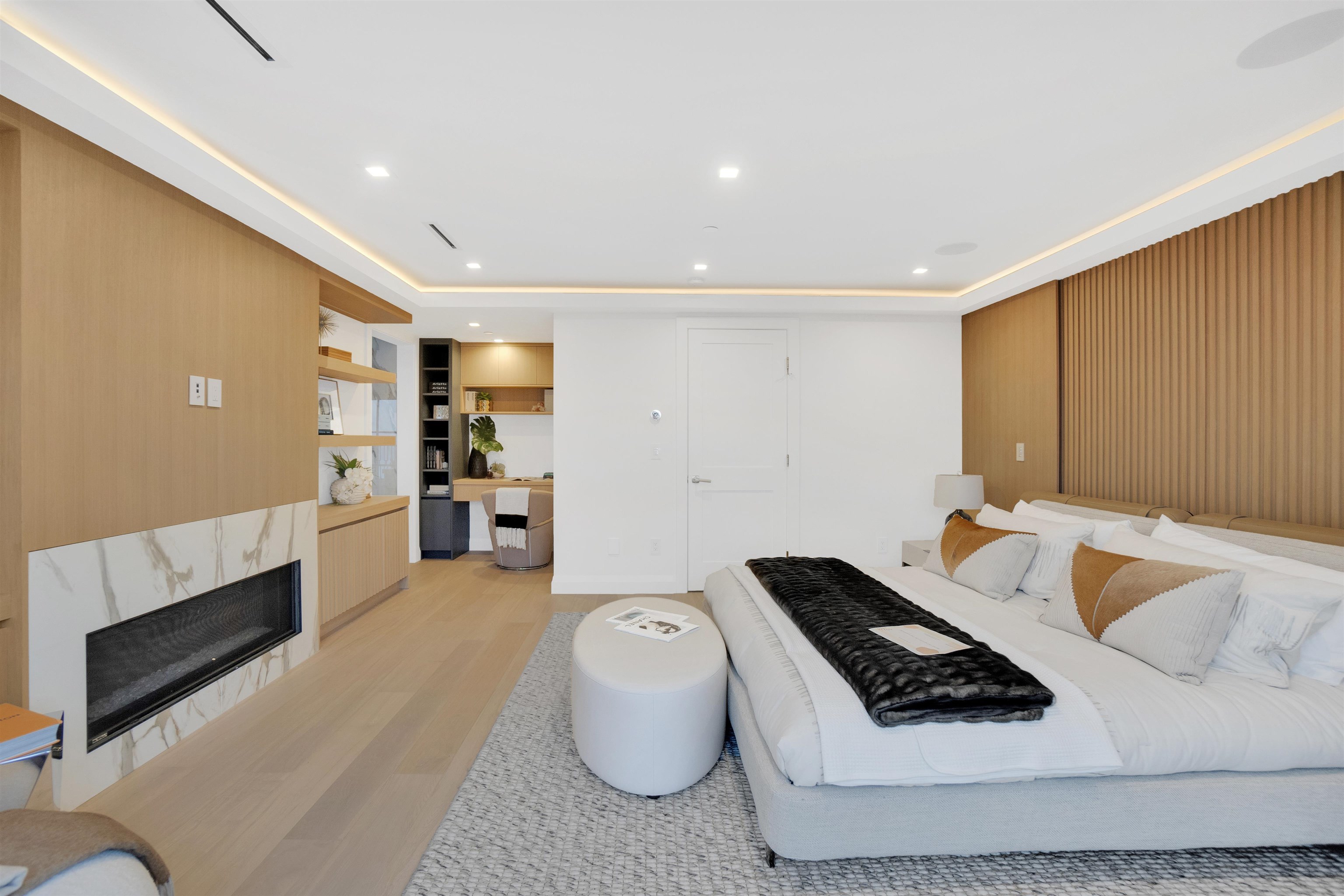 Listing image of 1419 BRAMWELL ROAD