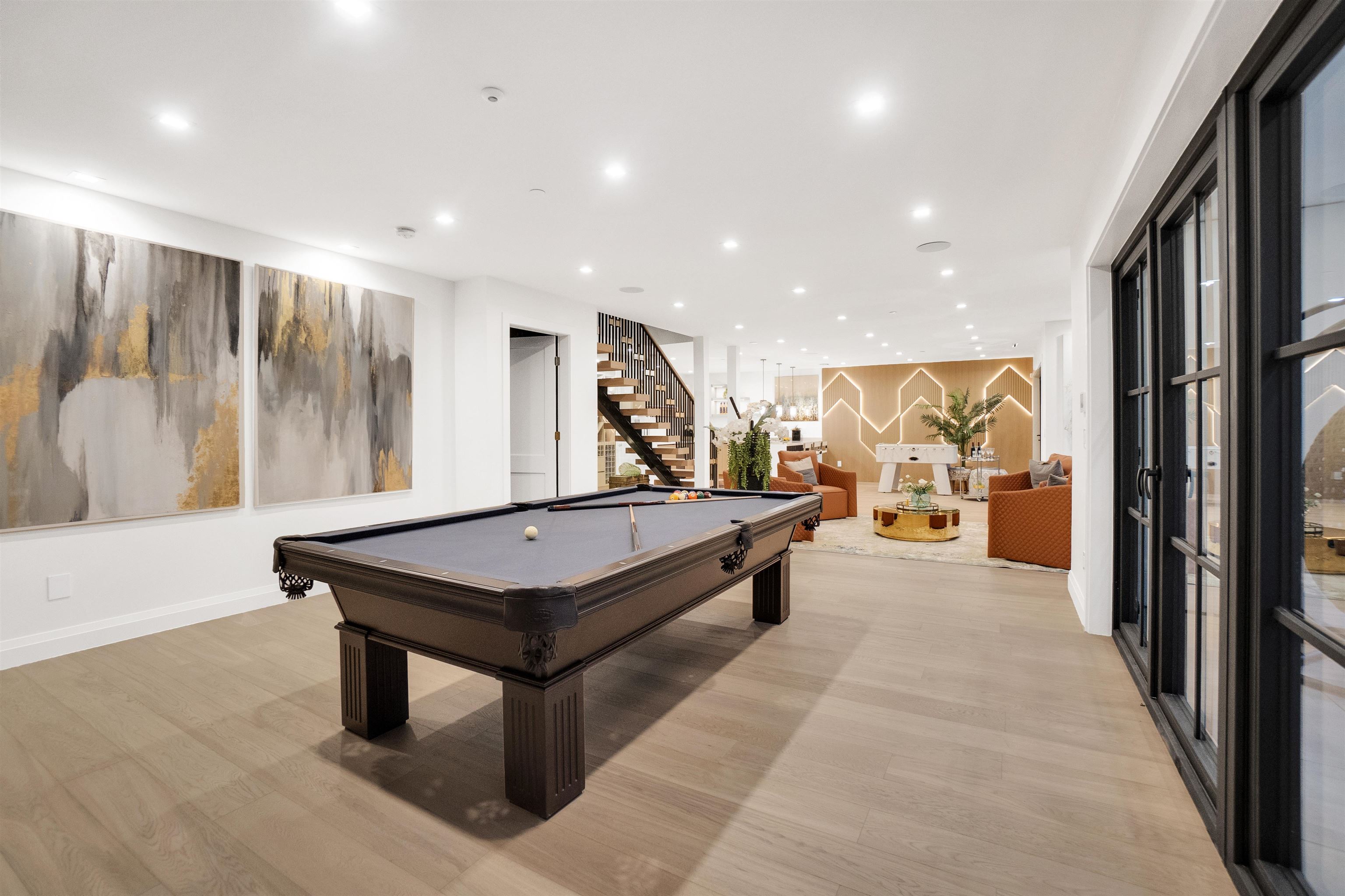 Listing image of 1419 BRAMWELL ROAD