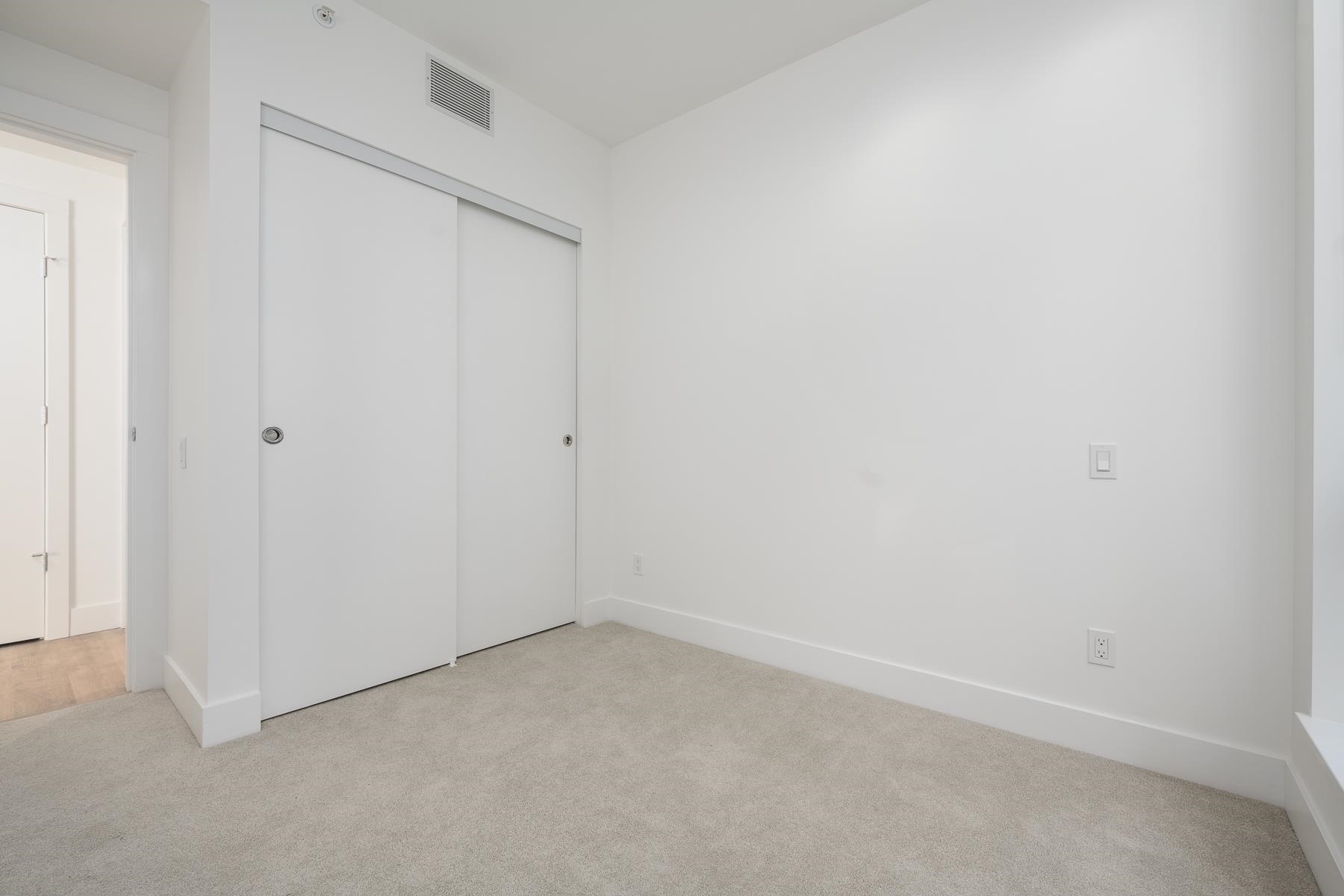 Listing image of 102 2325 EMERY COURT